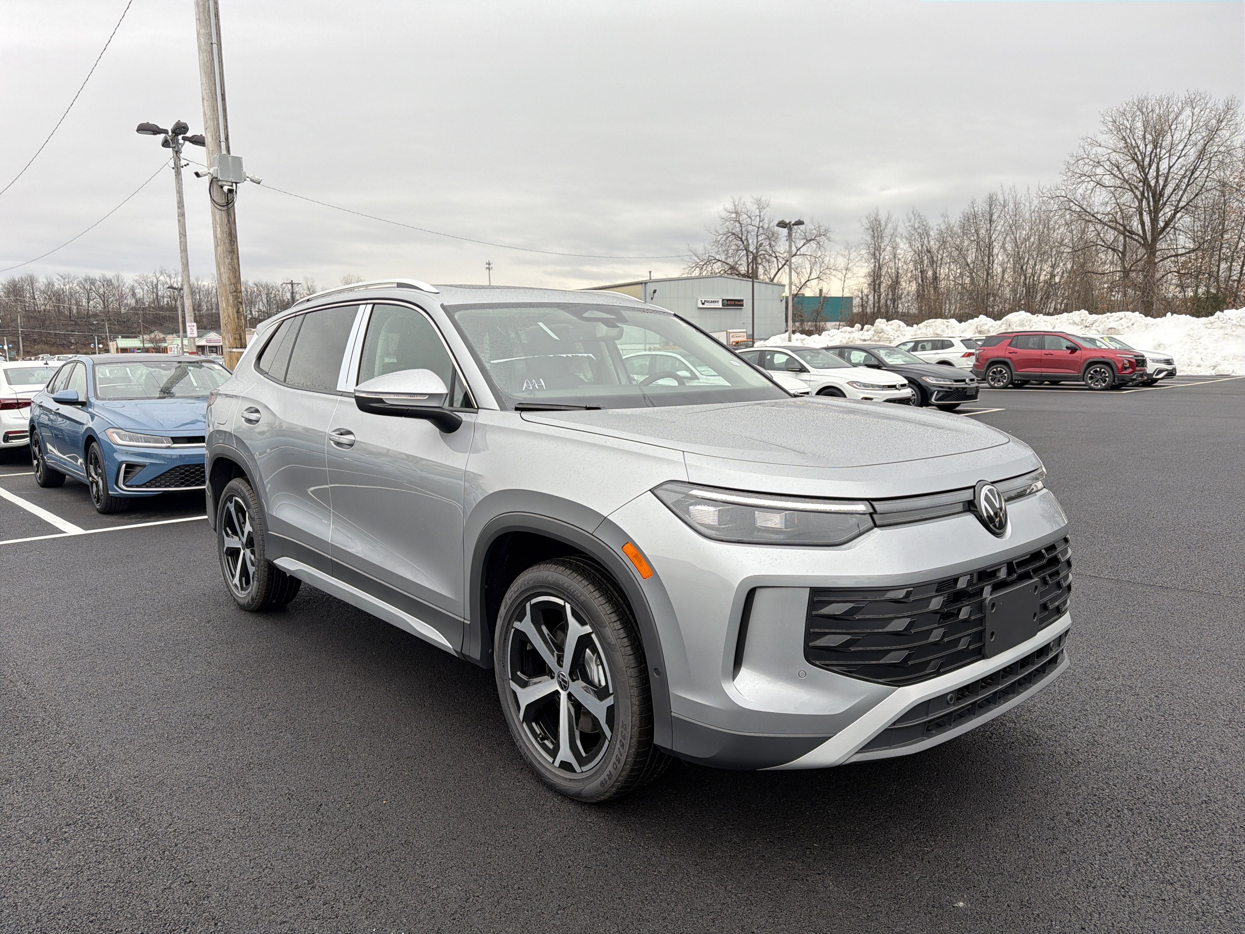 2026 Volkswagen Tiguan 2.0T SE