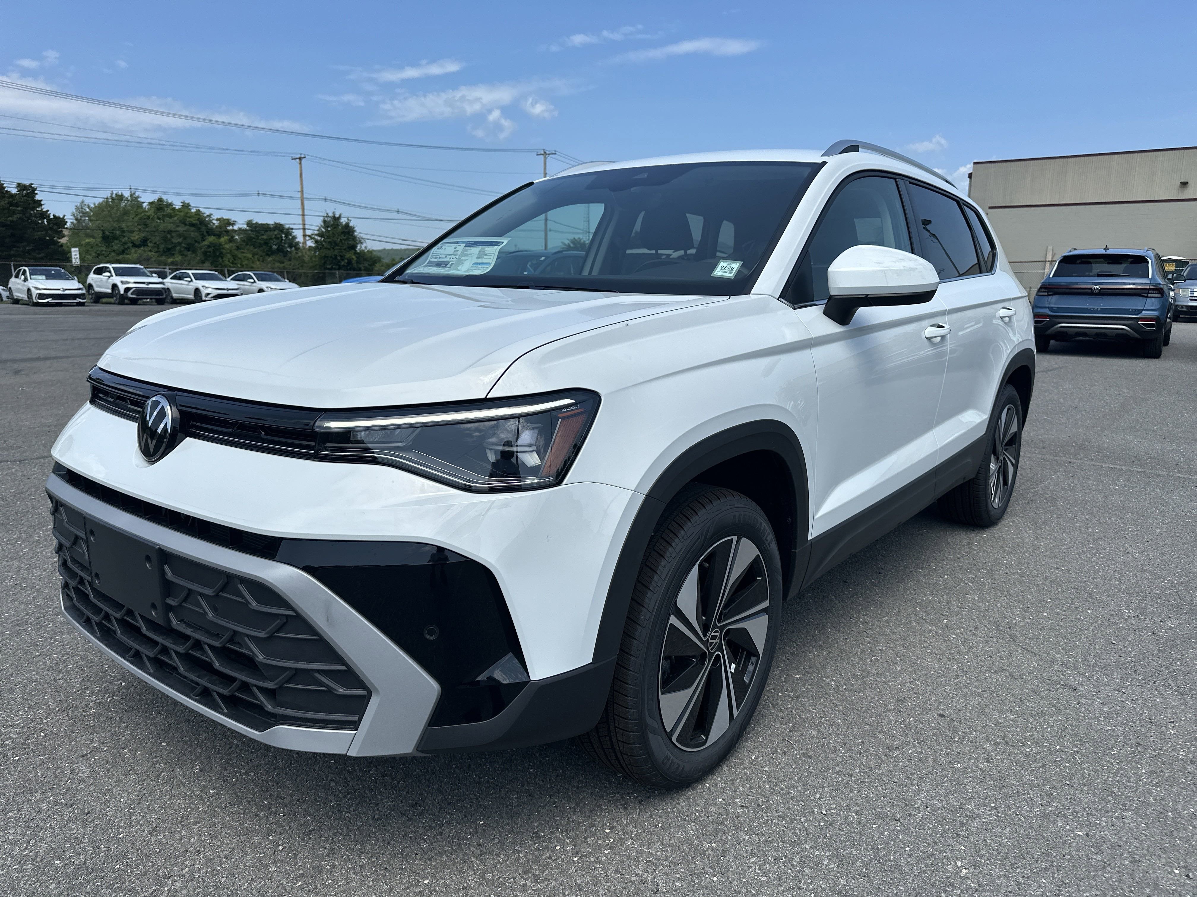 2025 Volkswagen Taos 1.5T SE