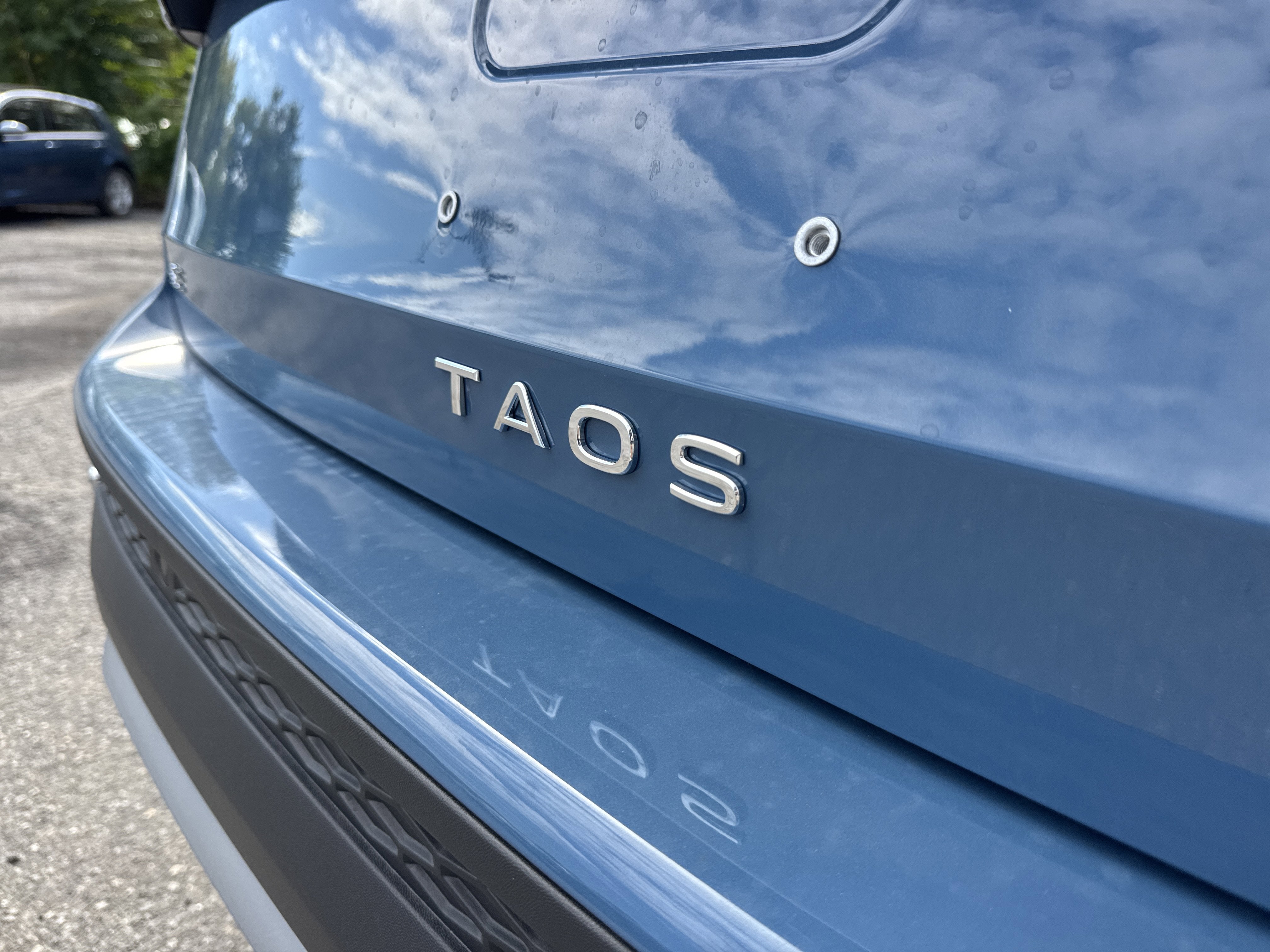 2025 Volkswagen Taos 1.5T SE