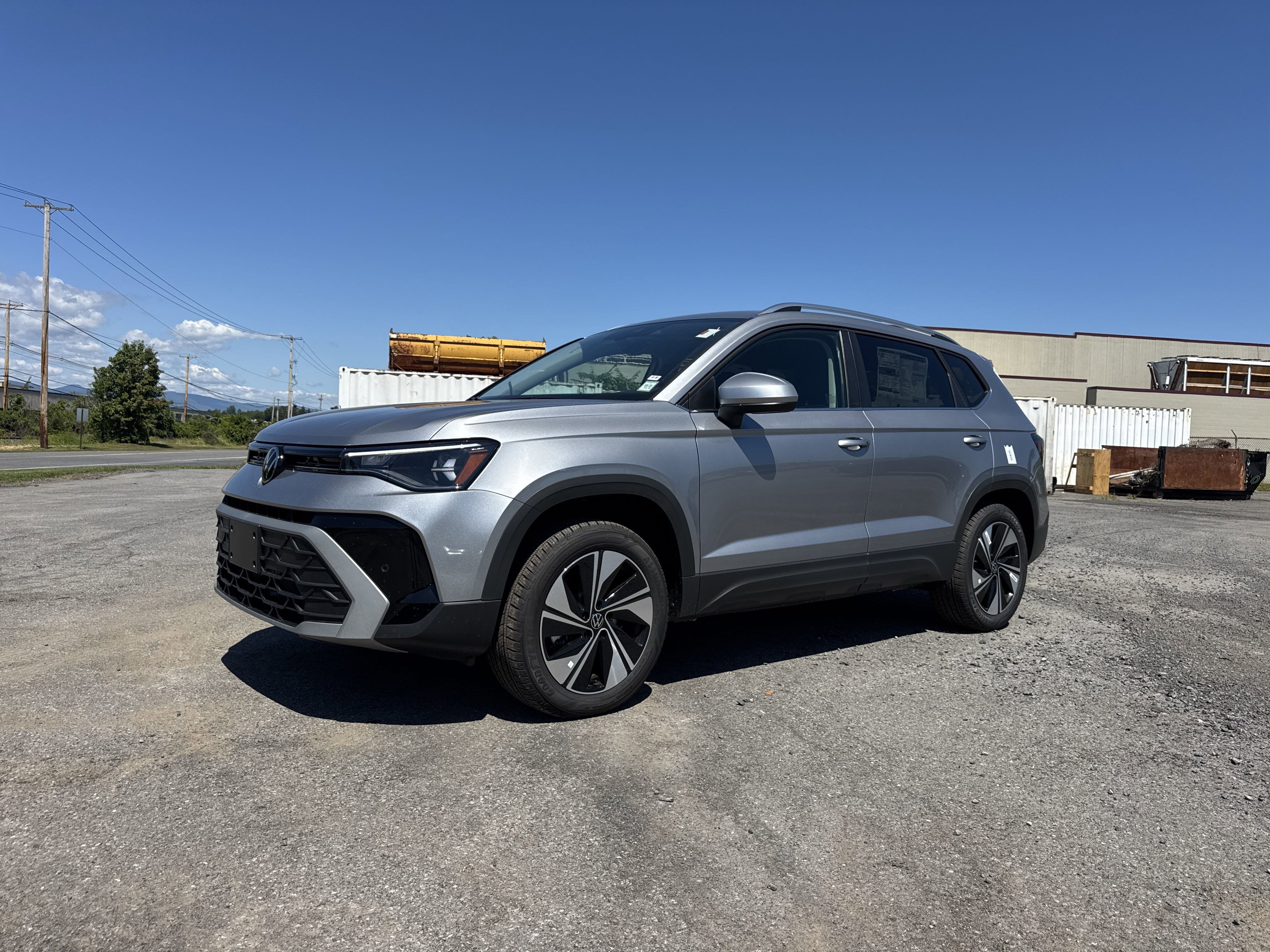 2025 Volkswagen Taos 1.5T SE