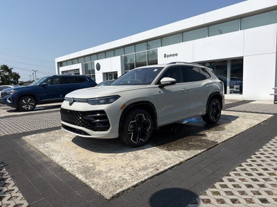 2026 Volkswagen Tiguan 2.0T SEL