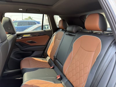 2026 Volkswagen Tiguan 2.0T SEL