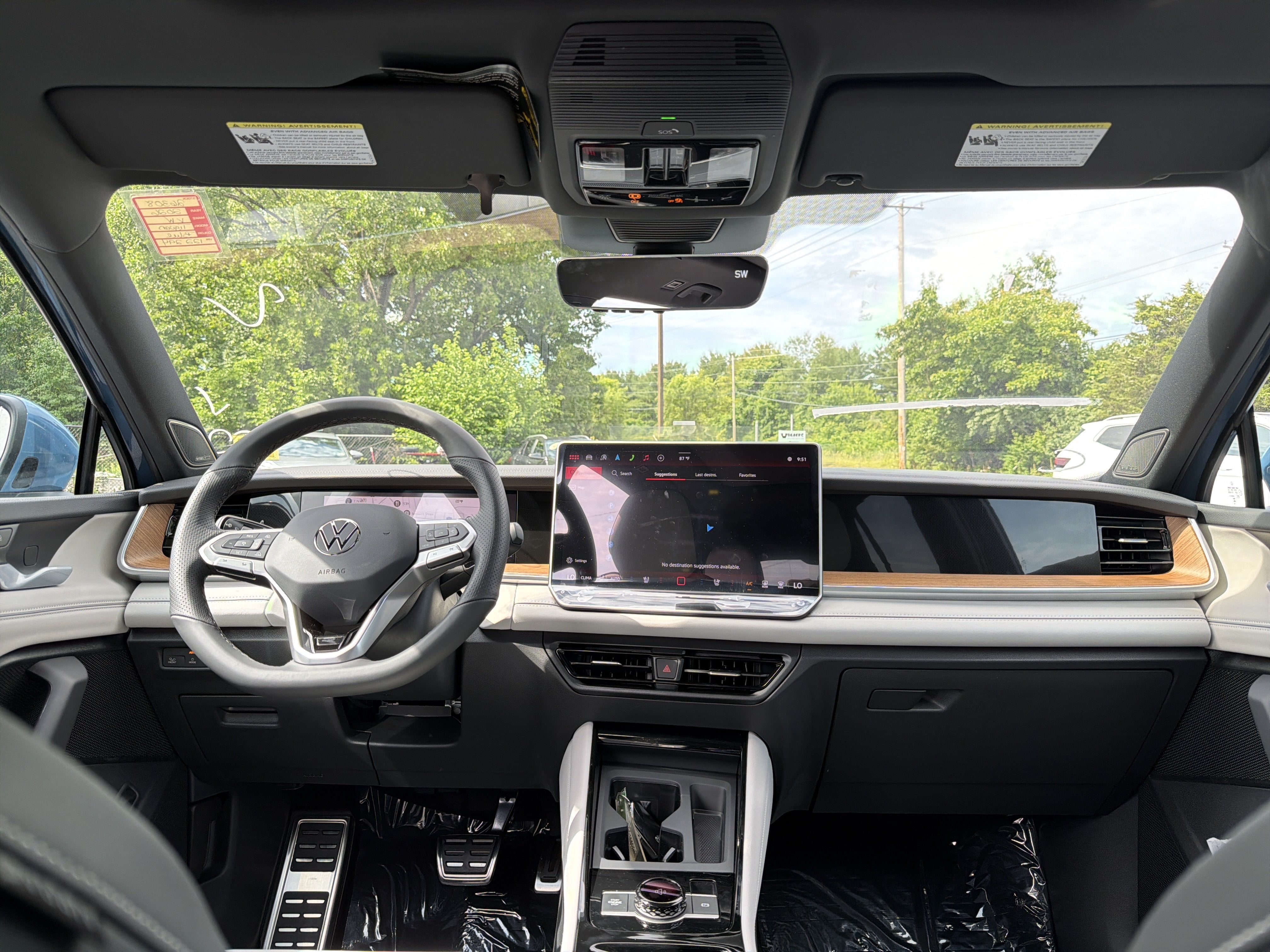 2026 Volkswagen Tiguan 2.0T SEL