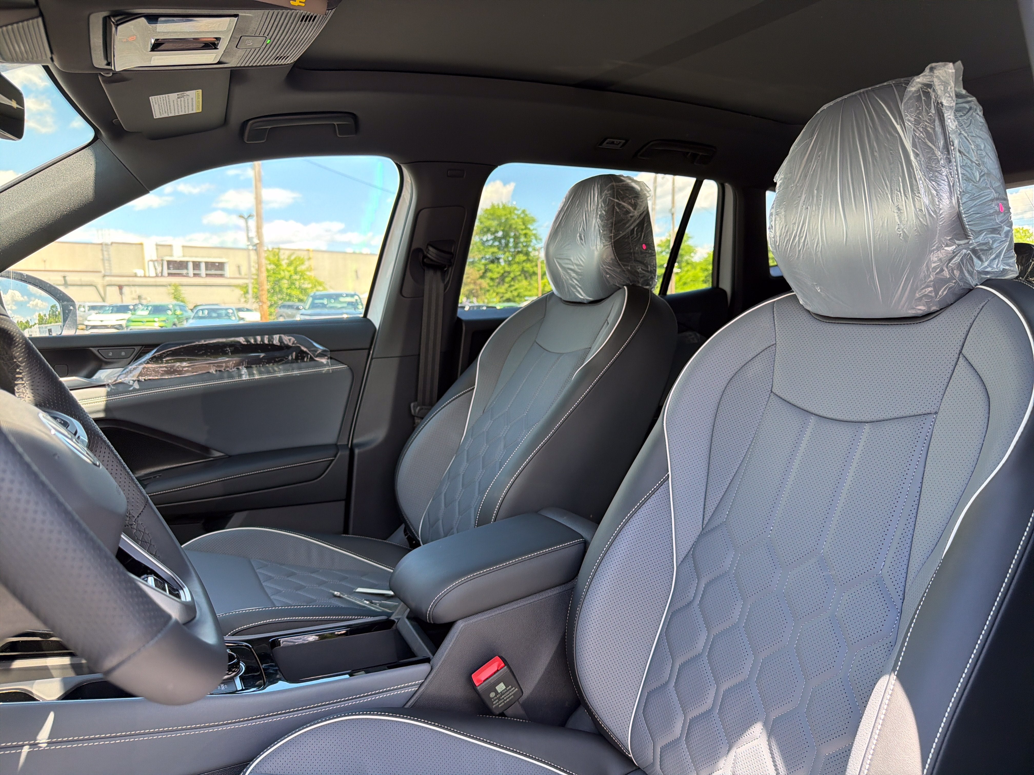 2026 Volkswagen Tiguan 2.0T SEL