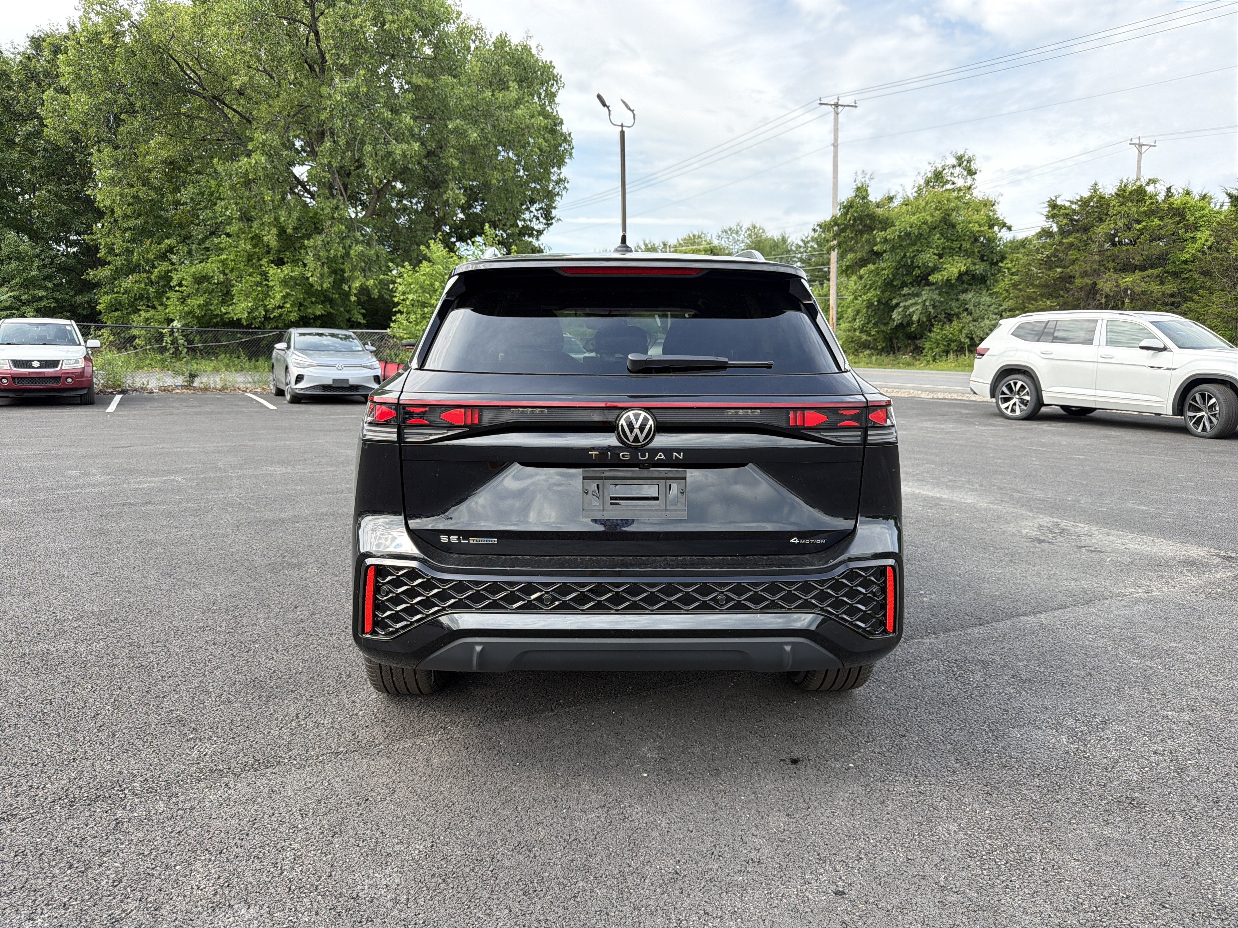 2026 Volkswagen Tiguan 2.0T SEL R-Line Turbo