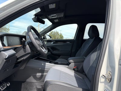 2026 Volkswagen Tiguan 2.0T SEL R-Line Turbo