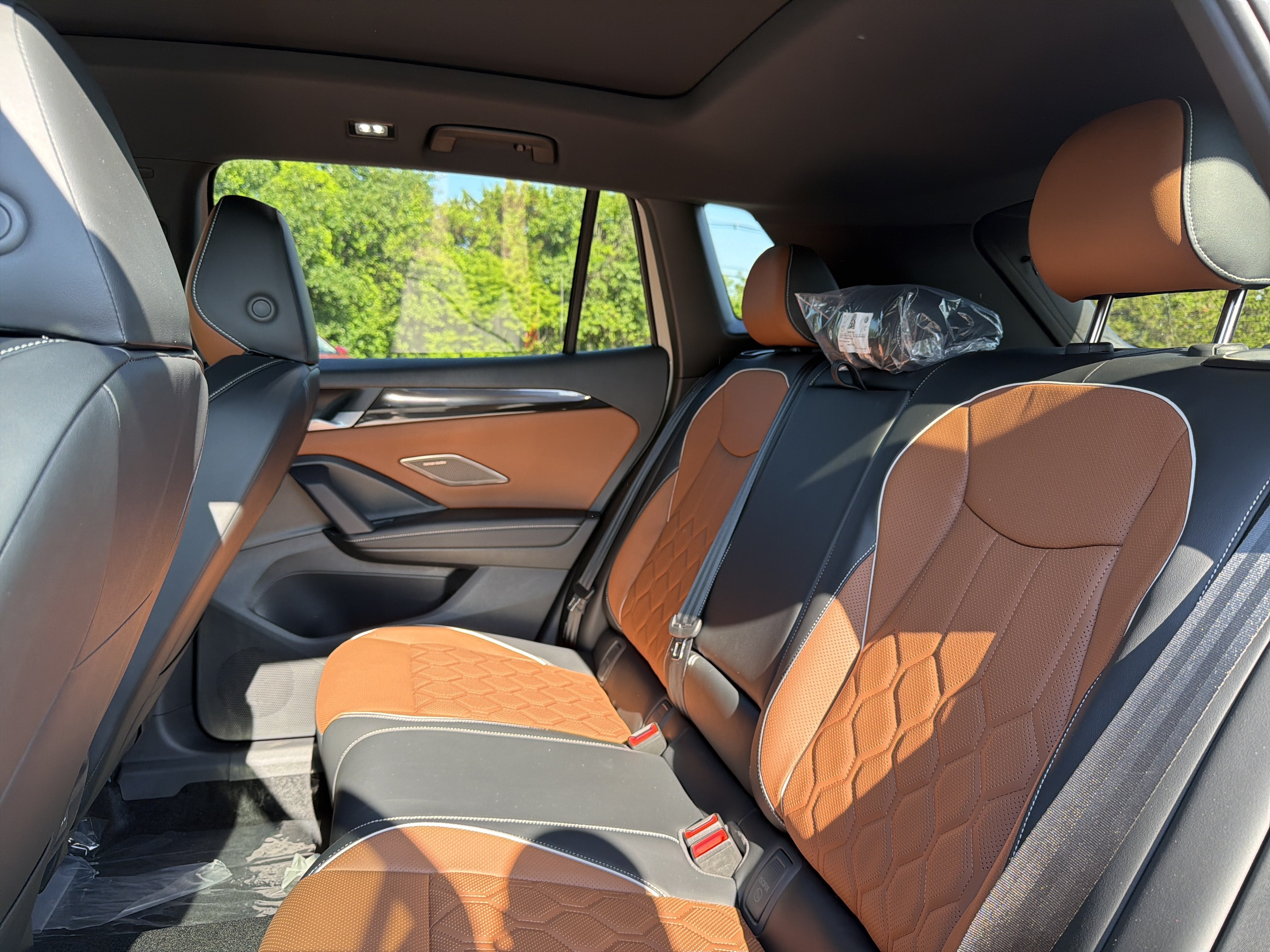 2026 Volkswagen Tiguan 2.0T SEL