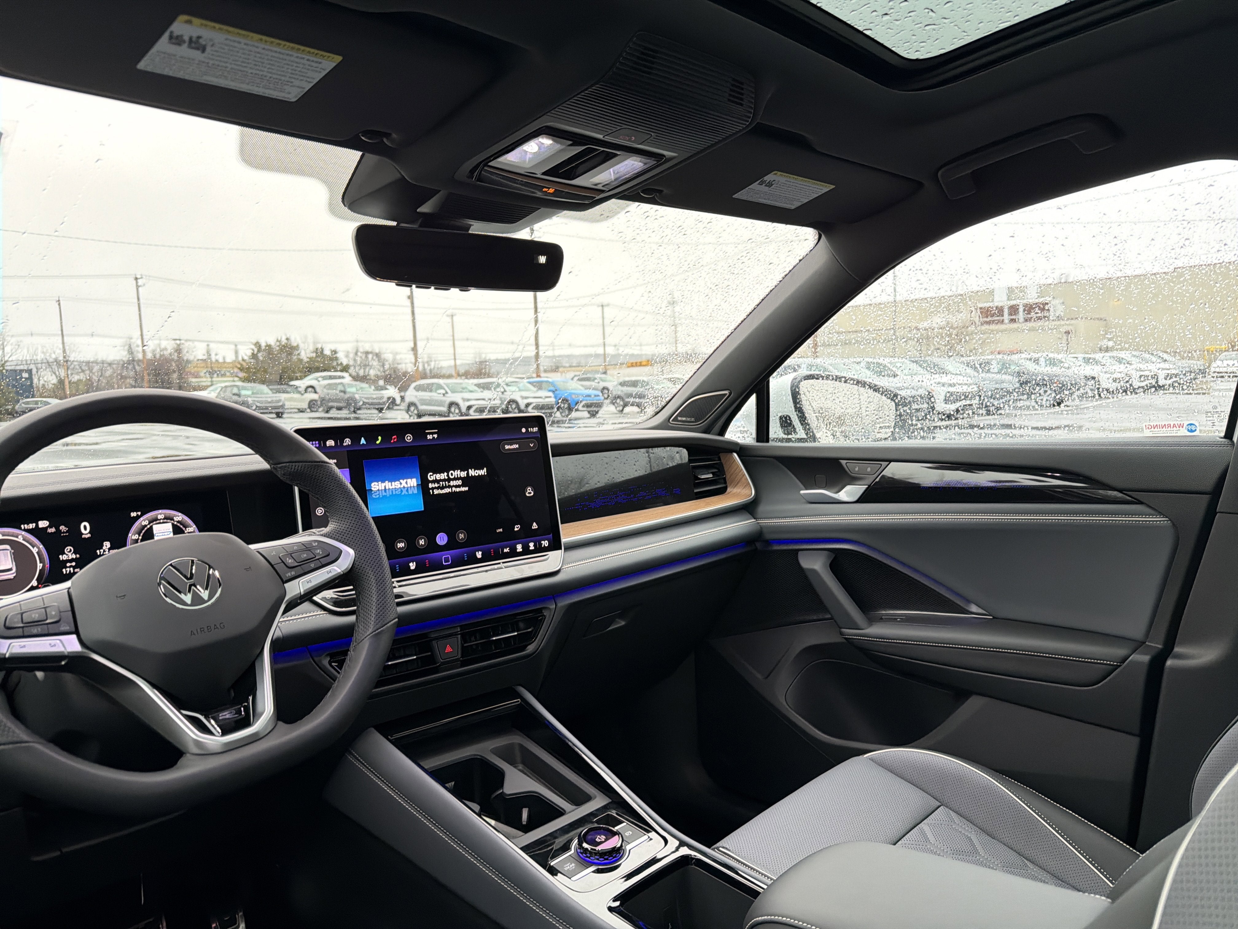 2026 Volkswagen Tiguan 2.0T SEL R-Line Turbo