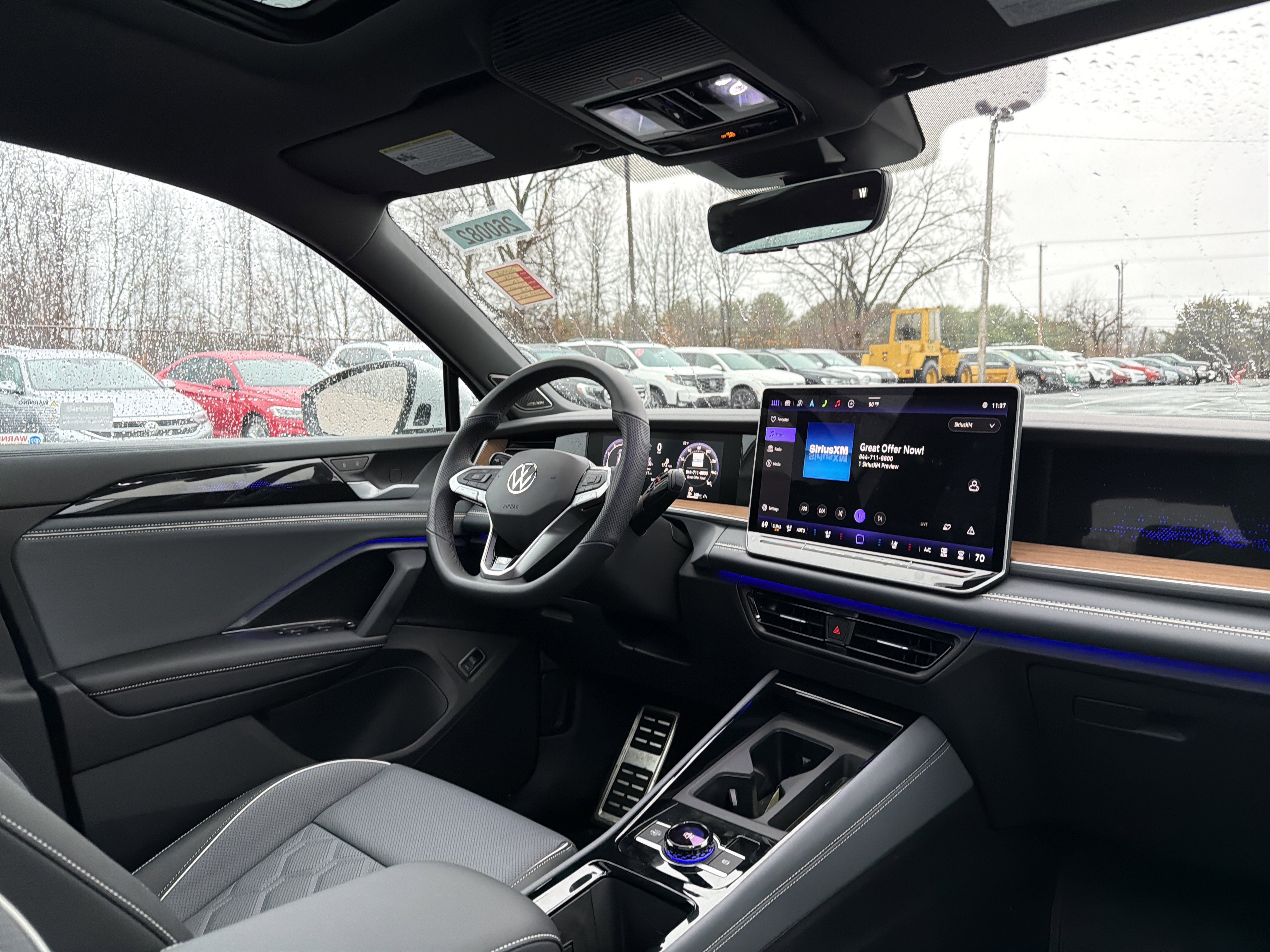 2026 Volkswagen Tiguan 2.0T SEL R-Line Turbo