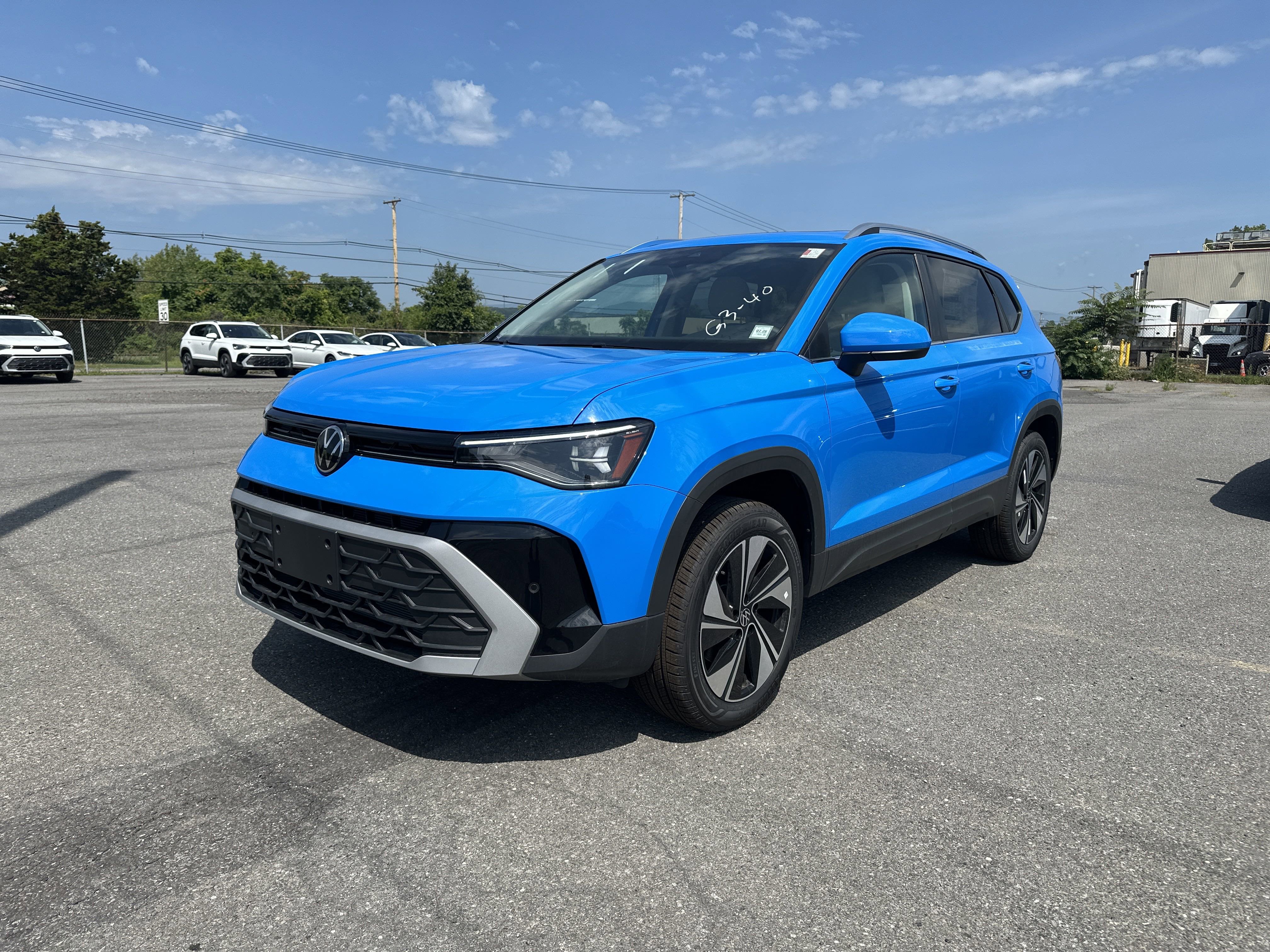 2025 Volkswagen Taos 1.5T SE