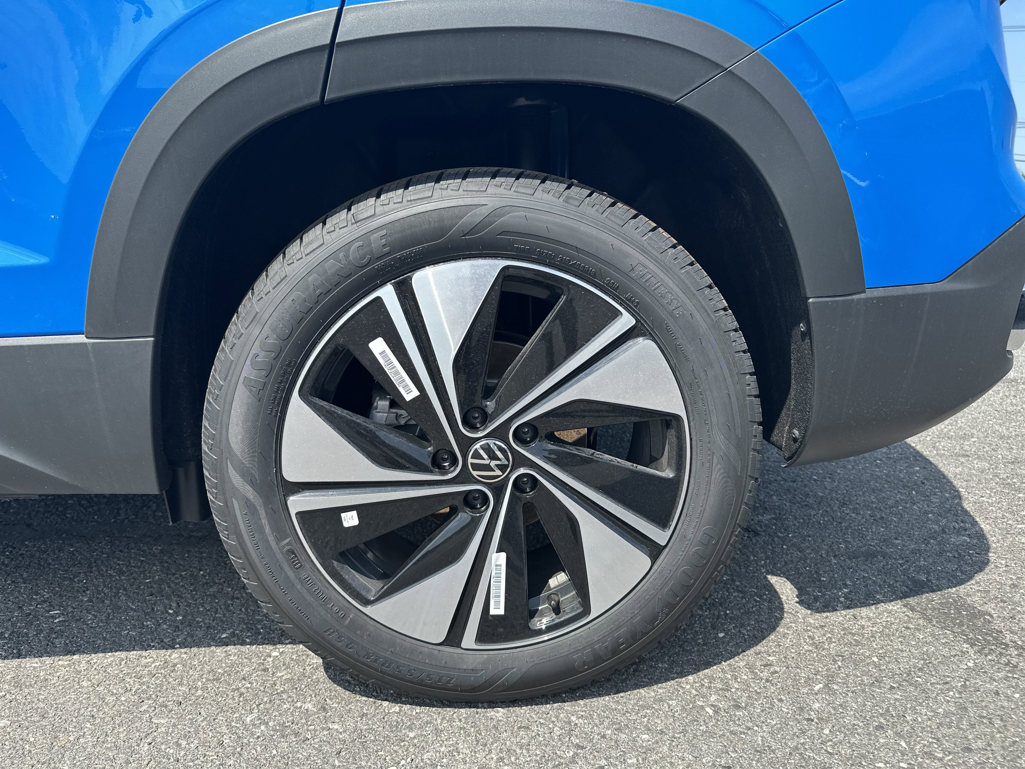 2025 Volkswagen Taos 1.5T SE