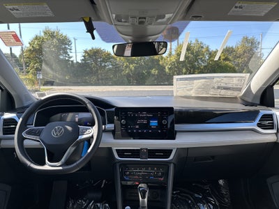 2025 Volkswagen Taos 1.5T SE