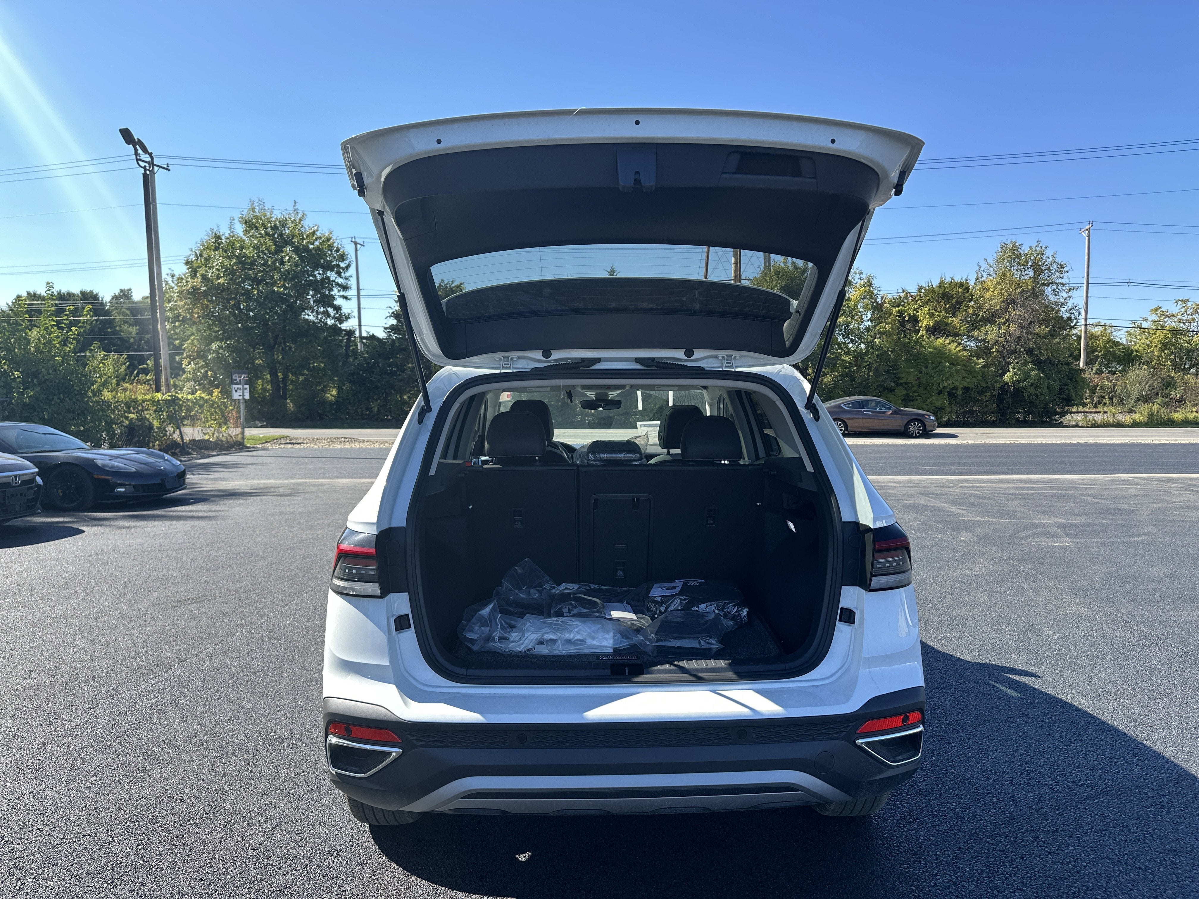 2025 Volkswagen Taos 1.5T SE