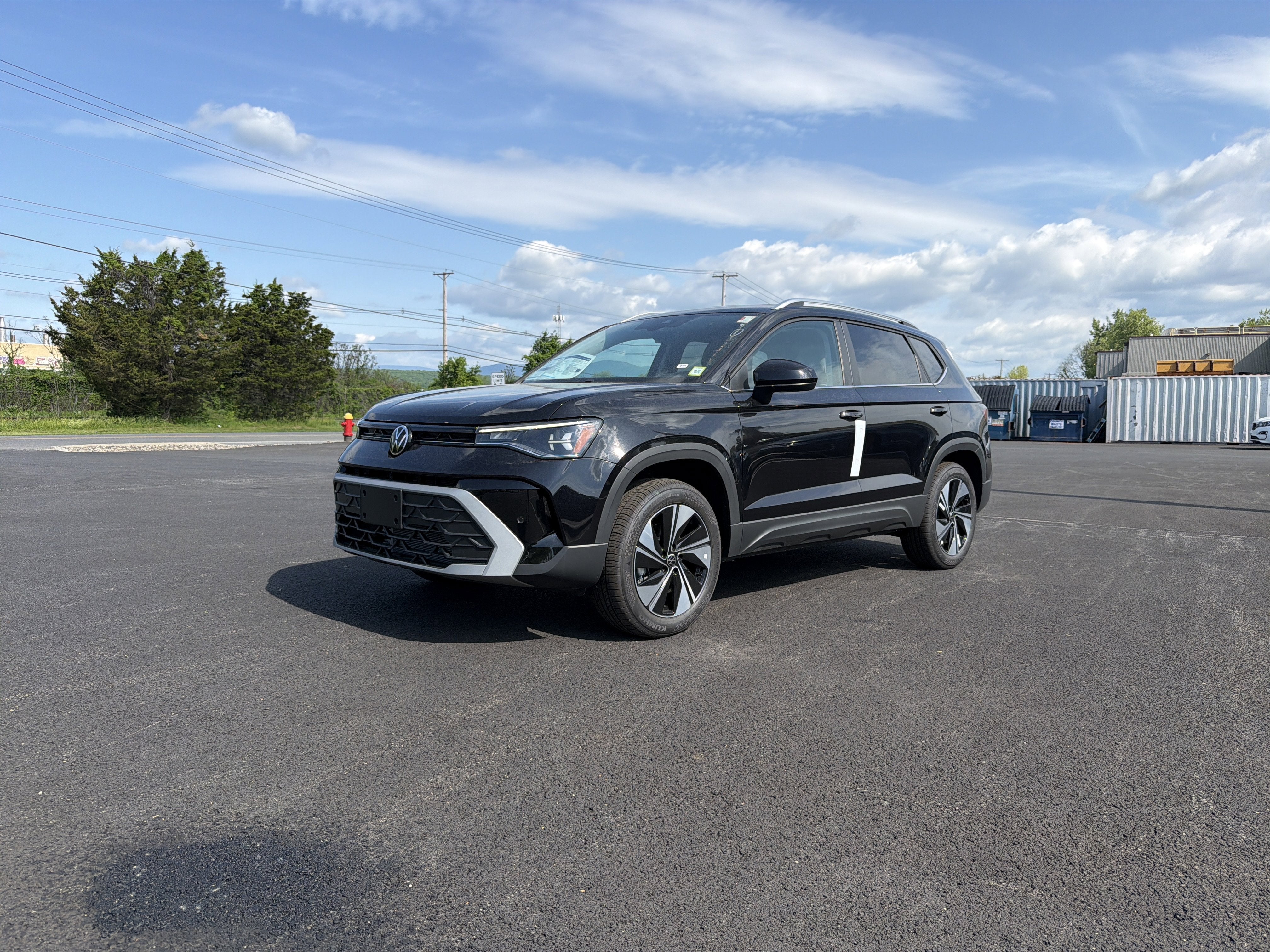 2026 Volkswagen Taos SE AWD