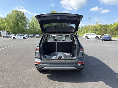 2026 Volkswagen Taos SE AWD