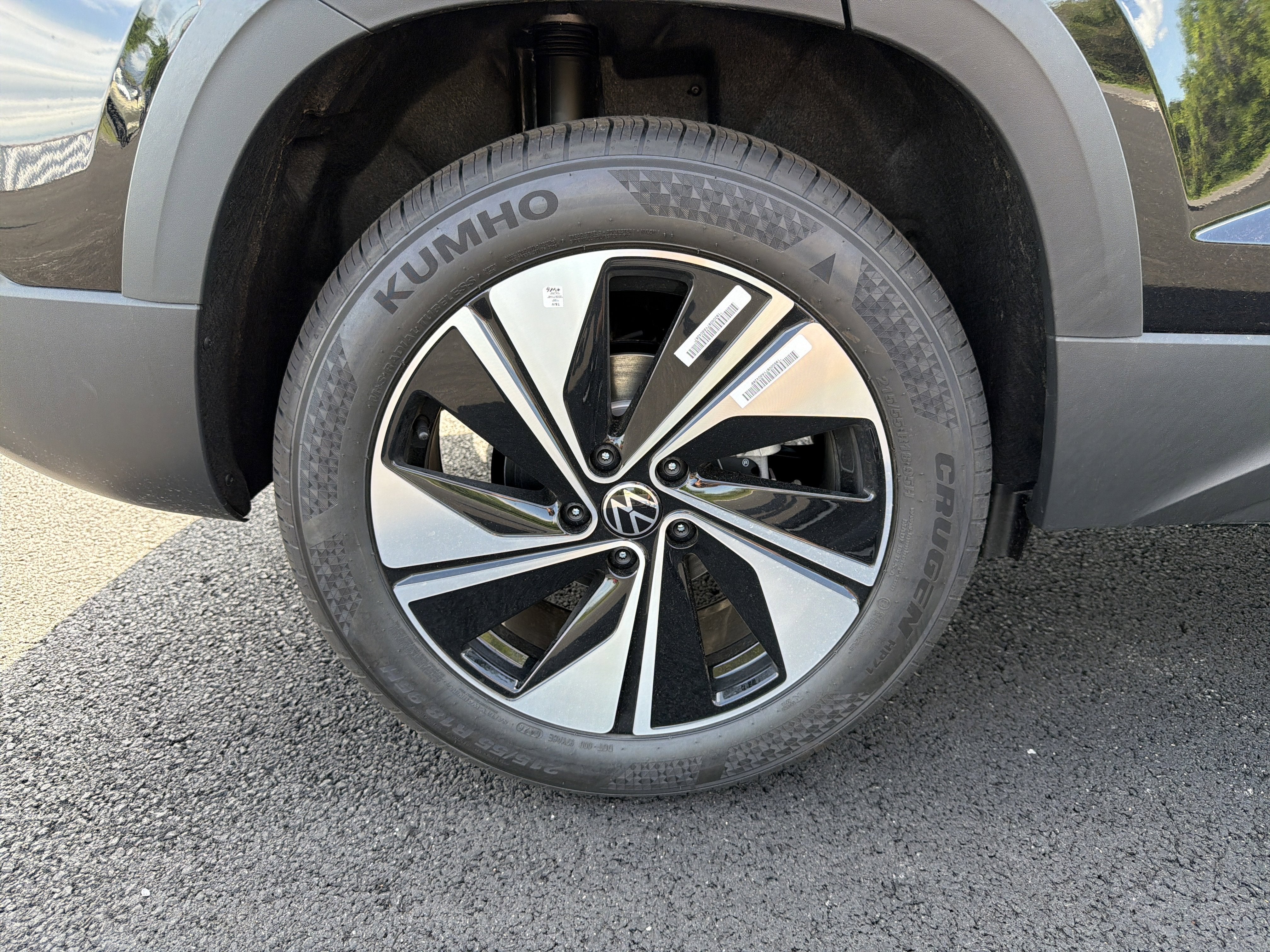 2026 Volkswagen Taos SE AWD