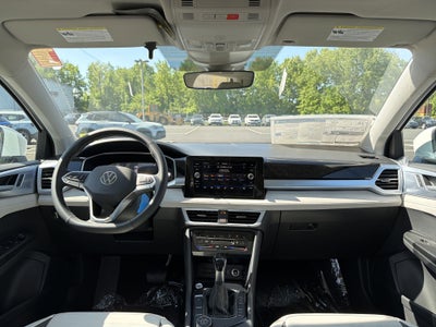 2026 Volkswagen Taos 1.5T SE