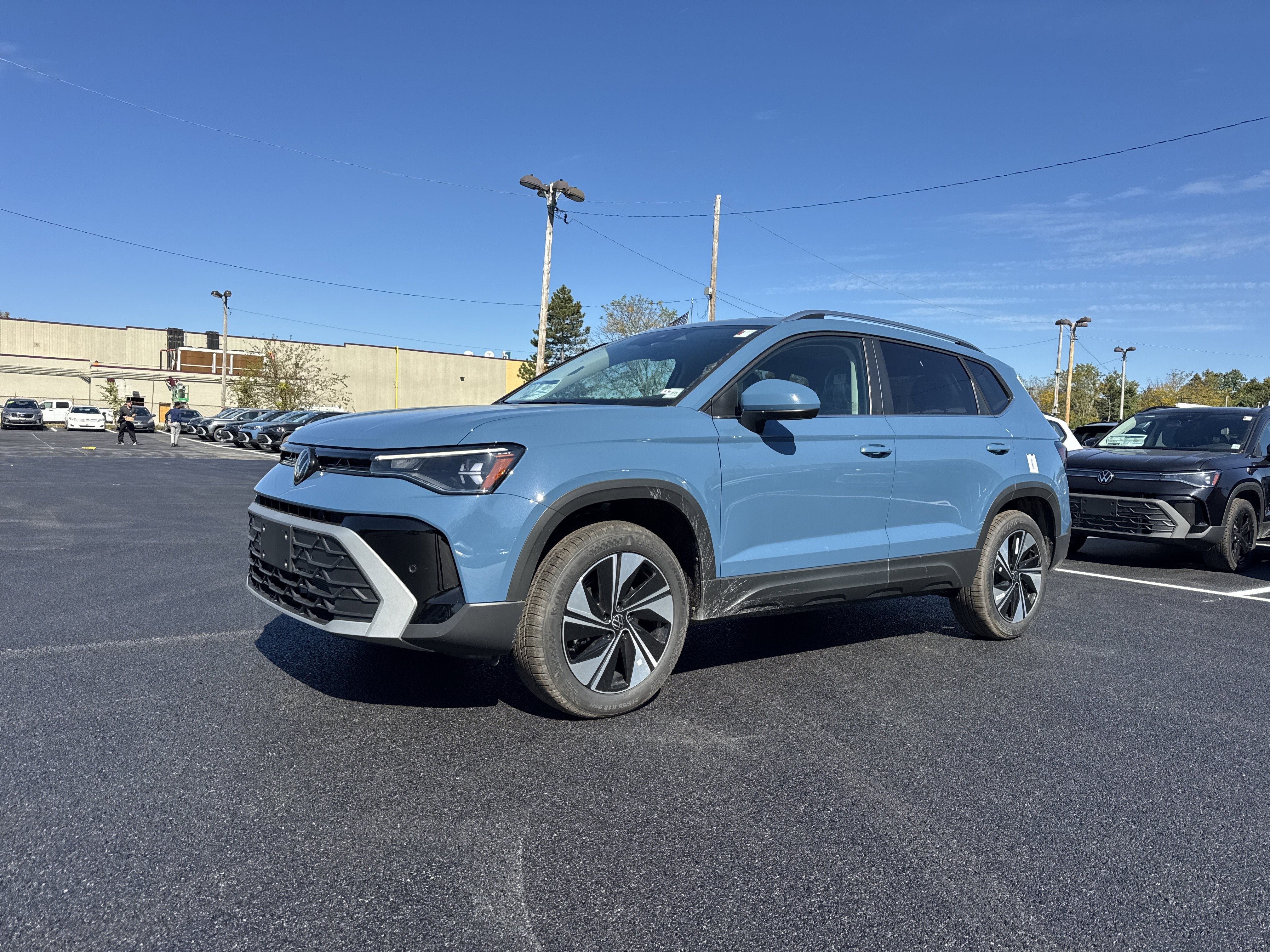 2025 Volkswagen Taos 1.5T SE