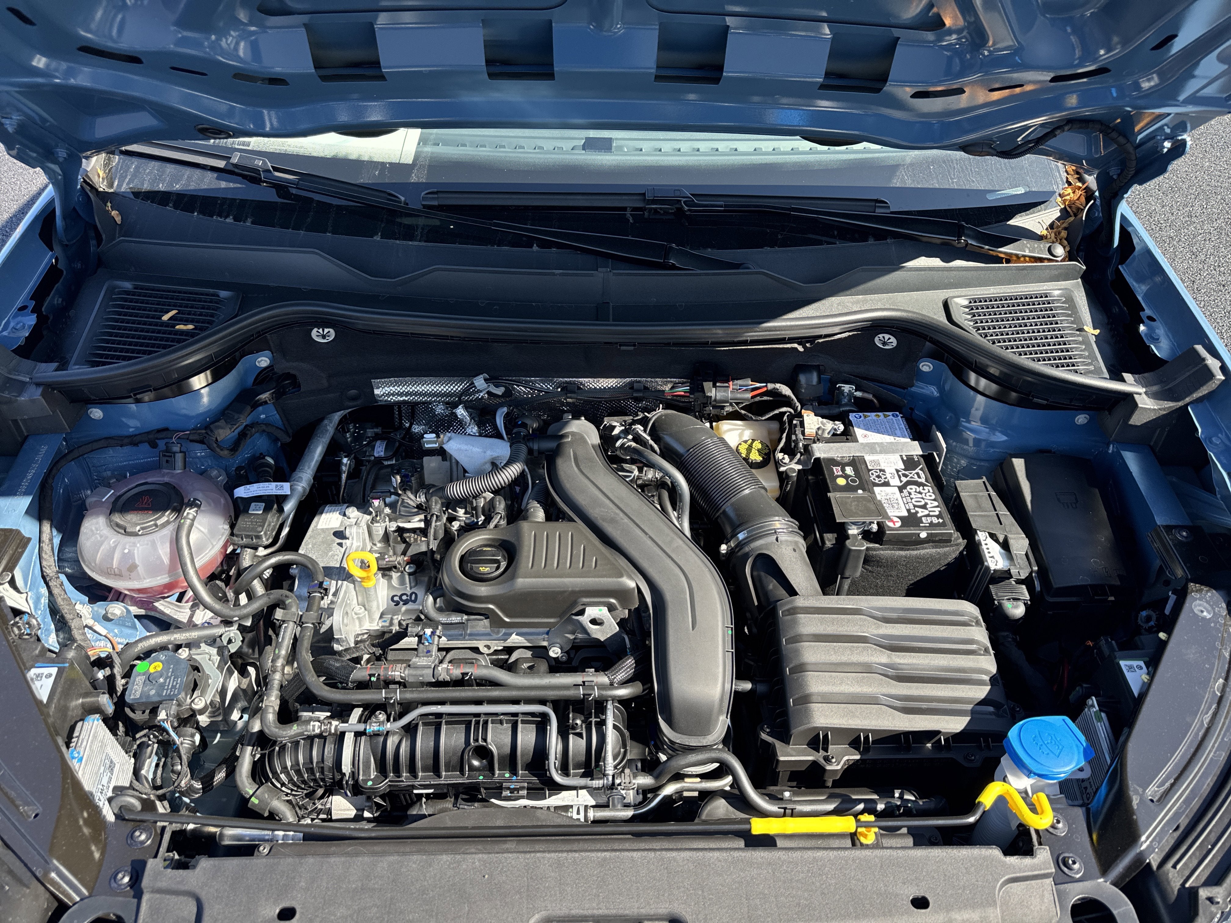 2025 Volkswagen Taos 1.5T SE