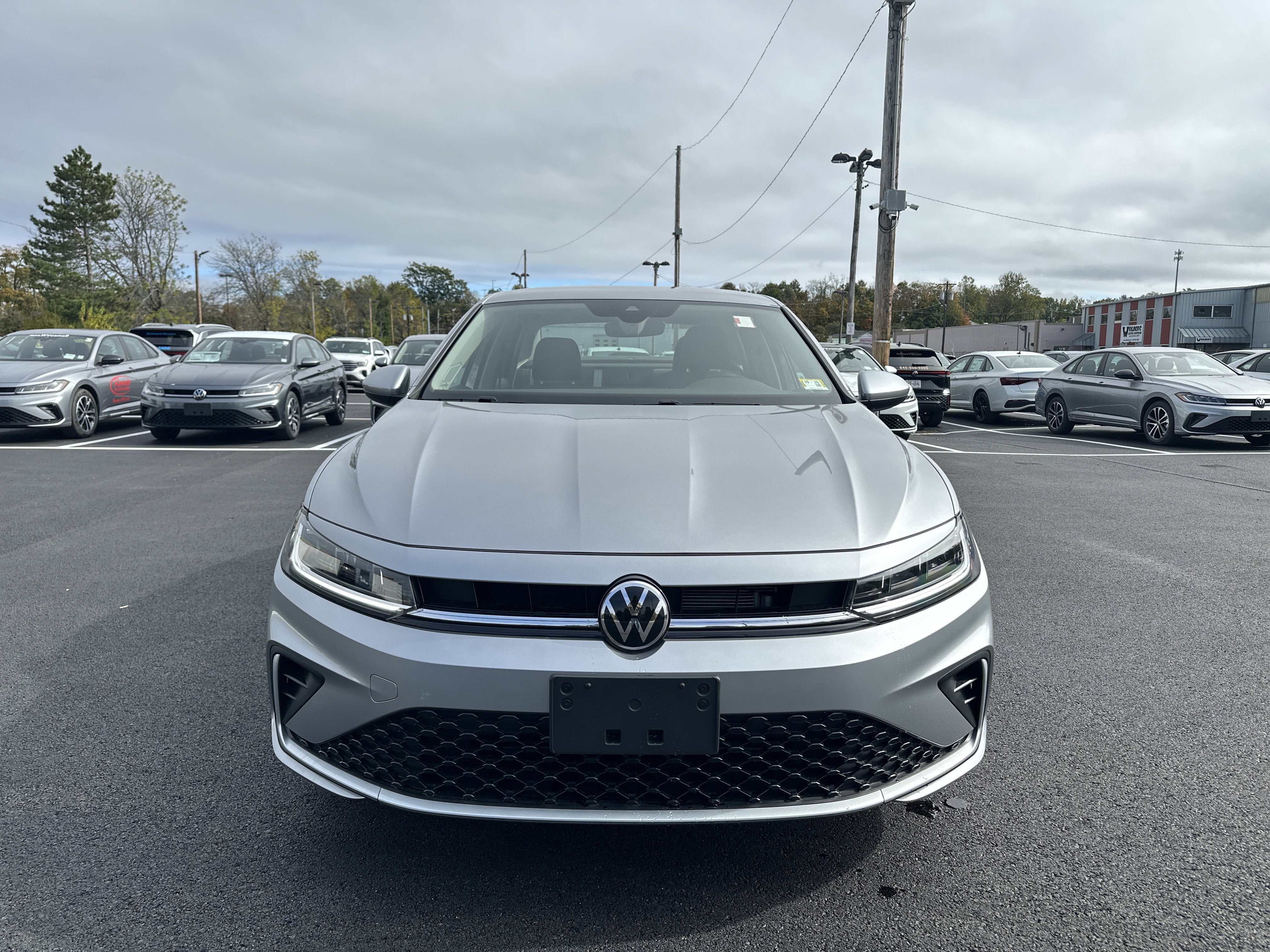 2025 Volkswagen Jetta 1.5T SE