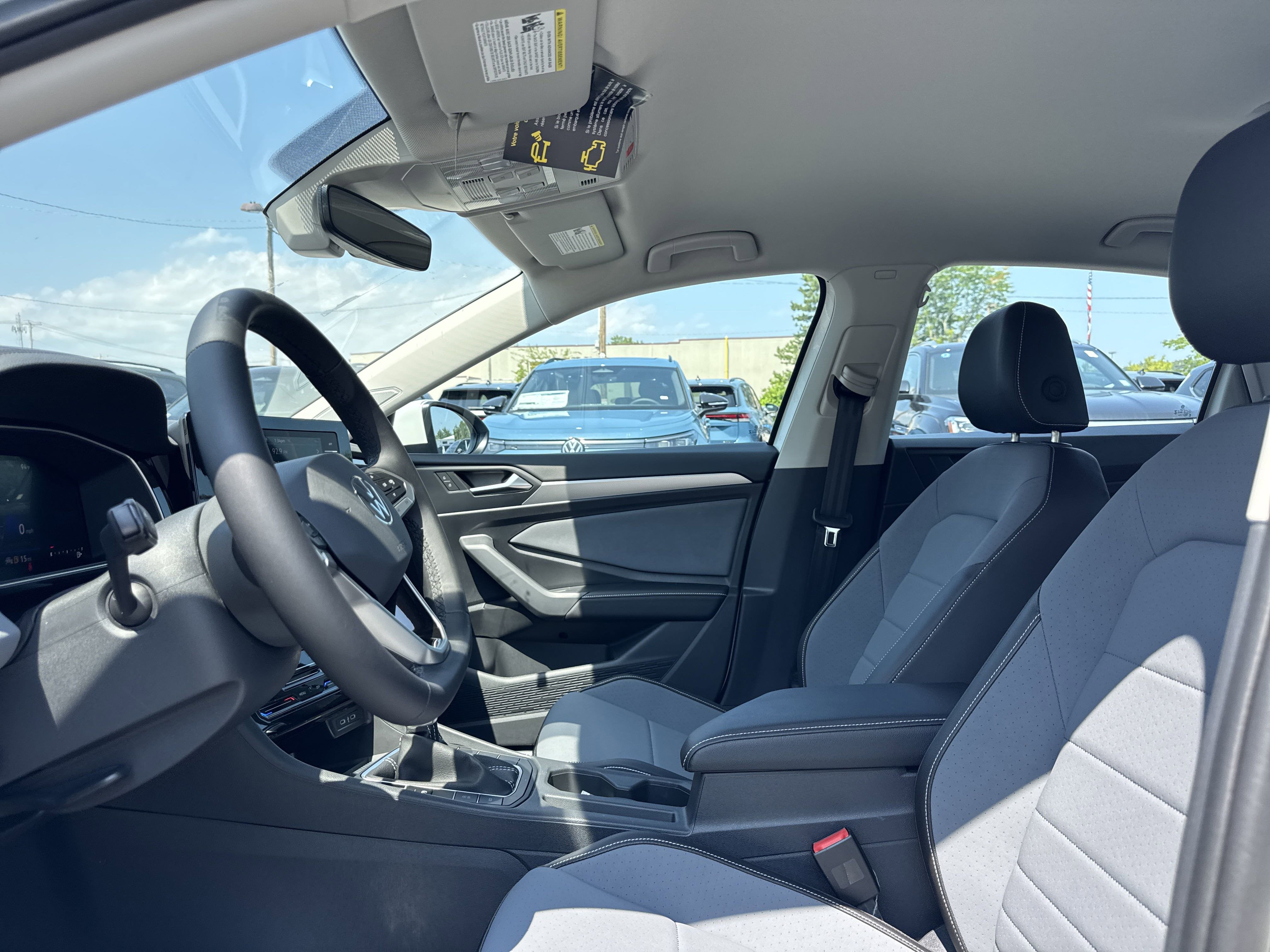 2025 Volkswagen Jetta 1.5T SE