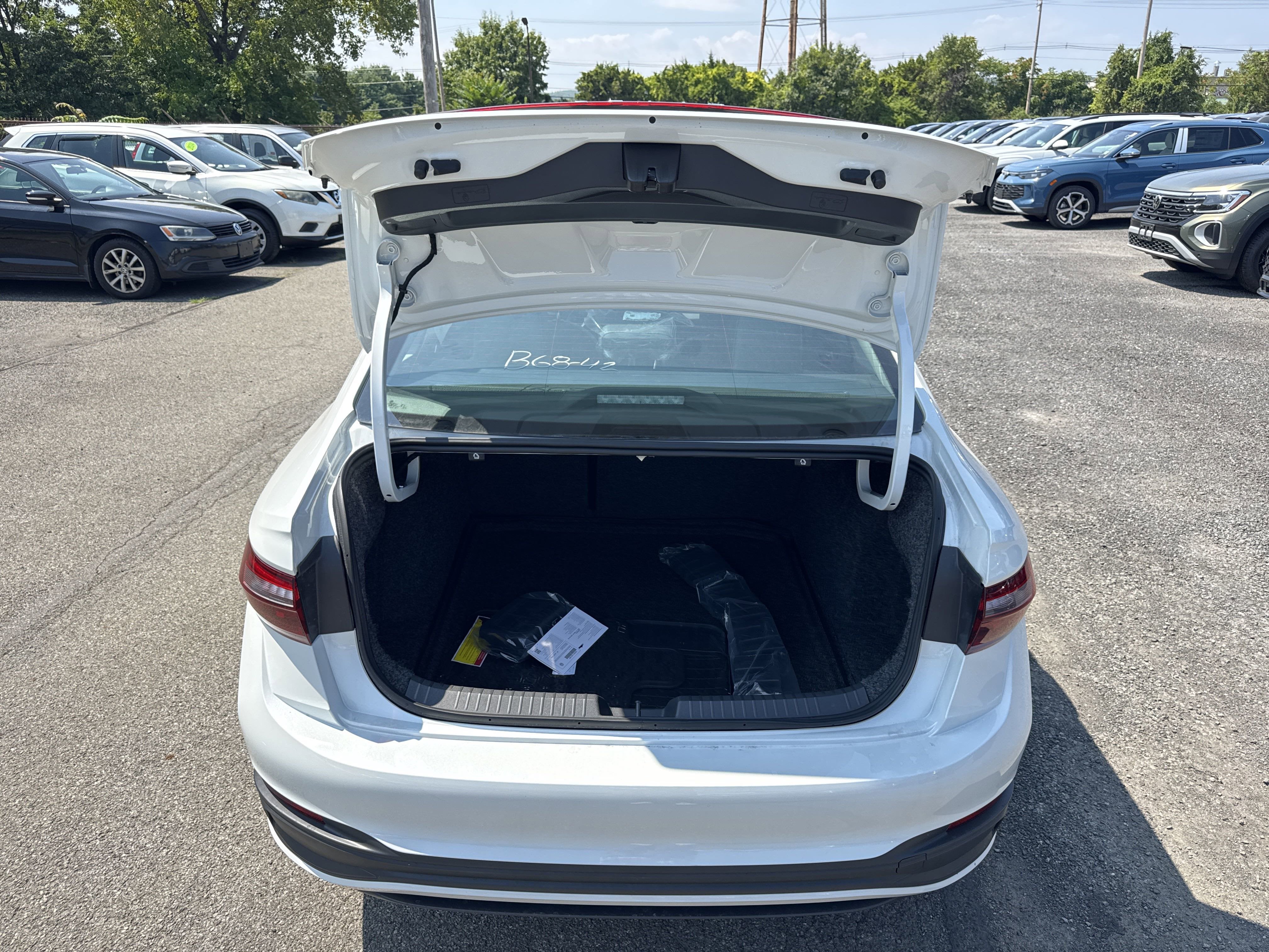 2025 Volkswagen Jetta 1.5T SE