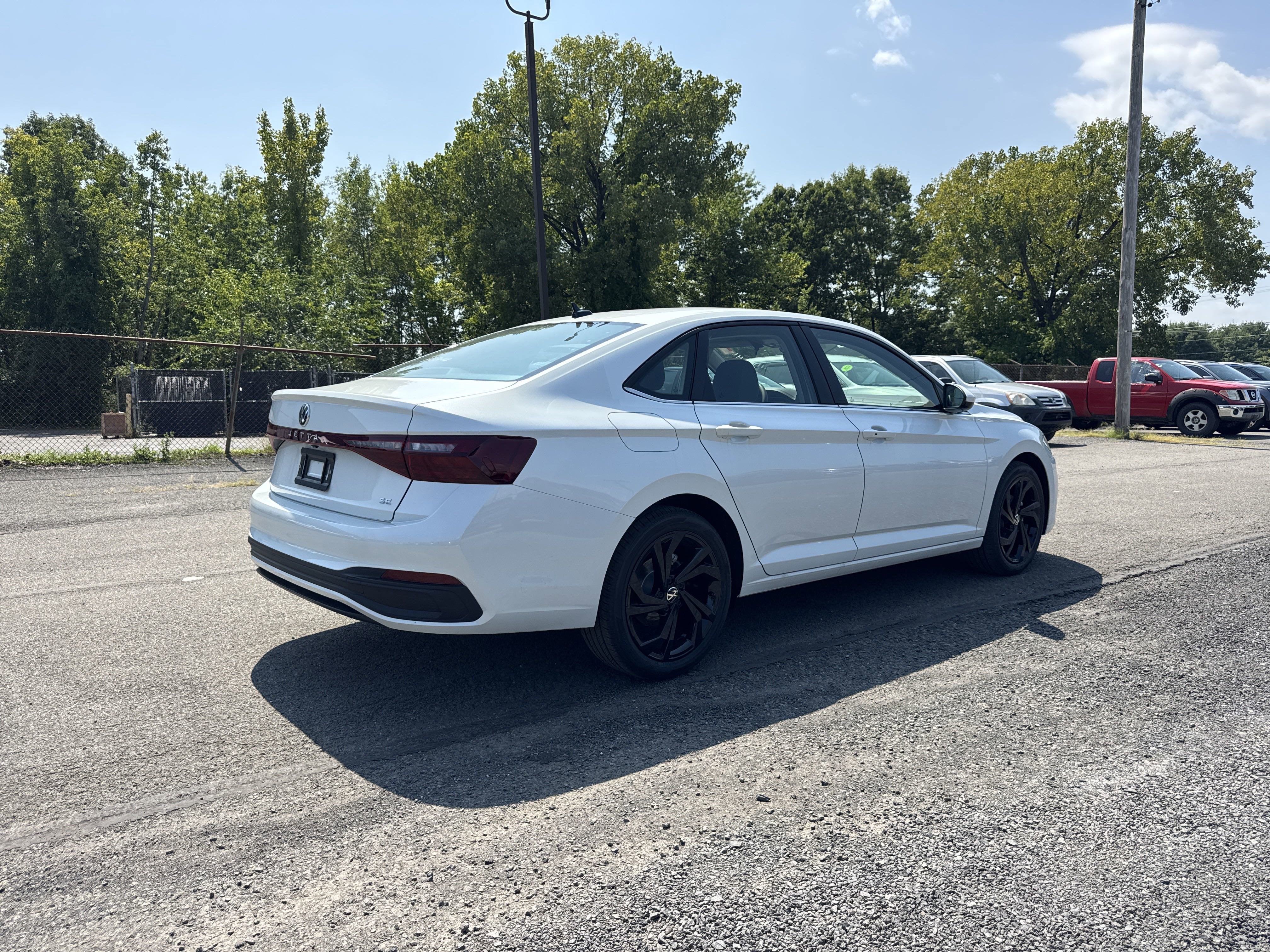 2025 Volkswagen Jetta 1.5T SE