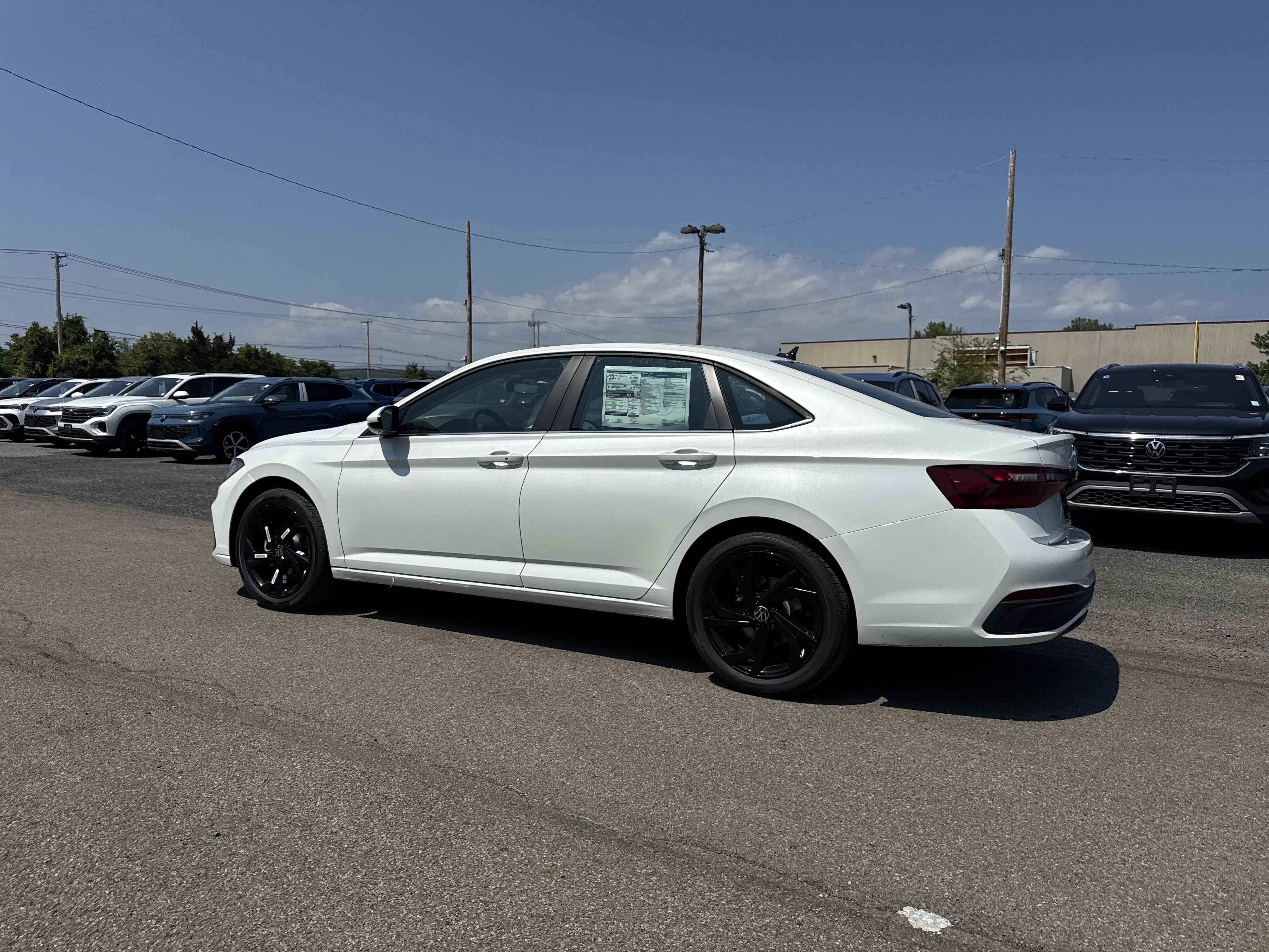 2025 Volkswagen Jetta 1.5T SE