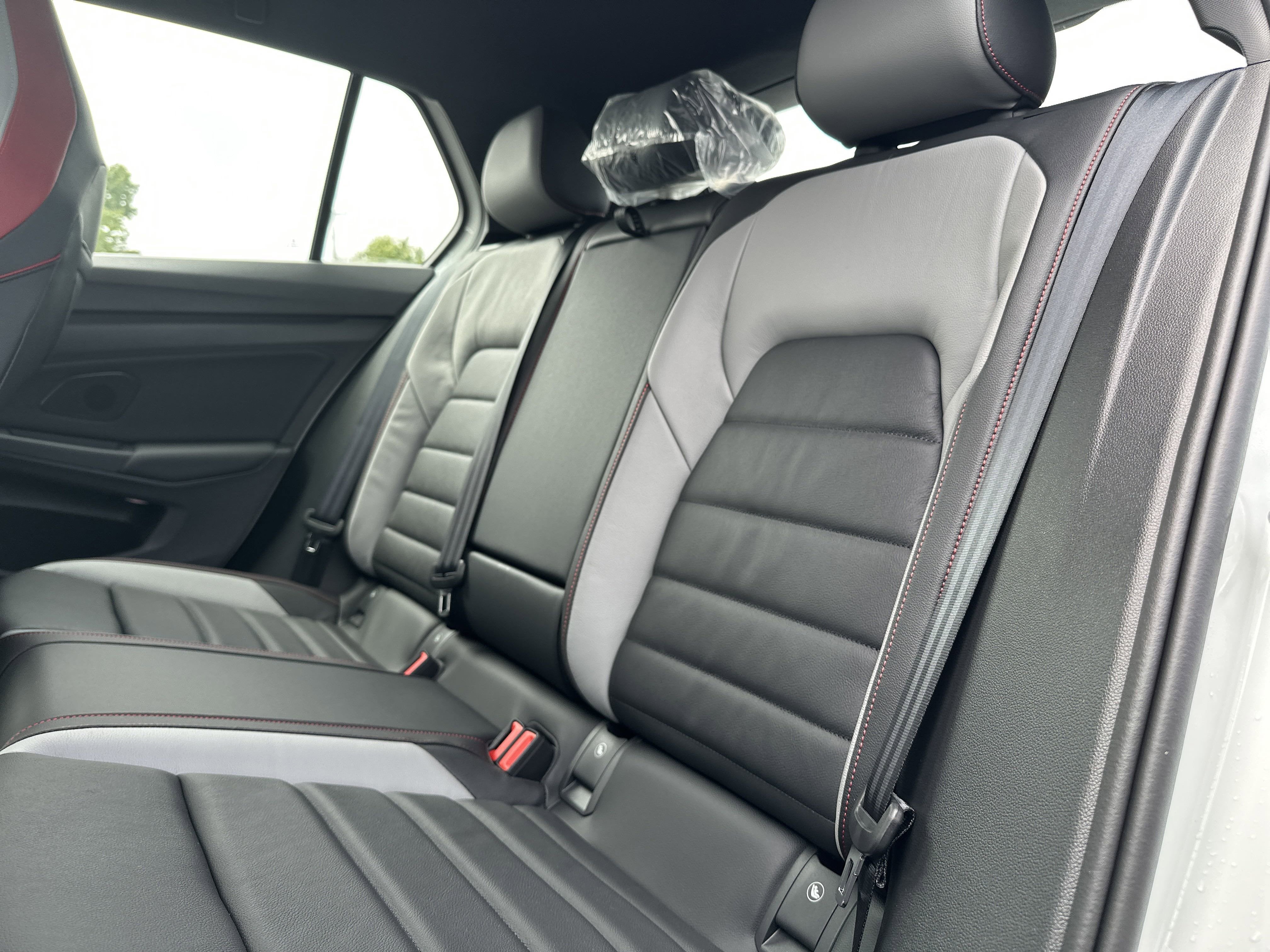 2025 Volkswagen Golf GTI 2.0T SE