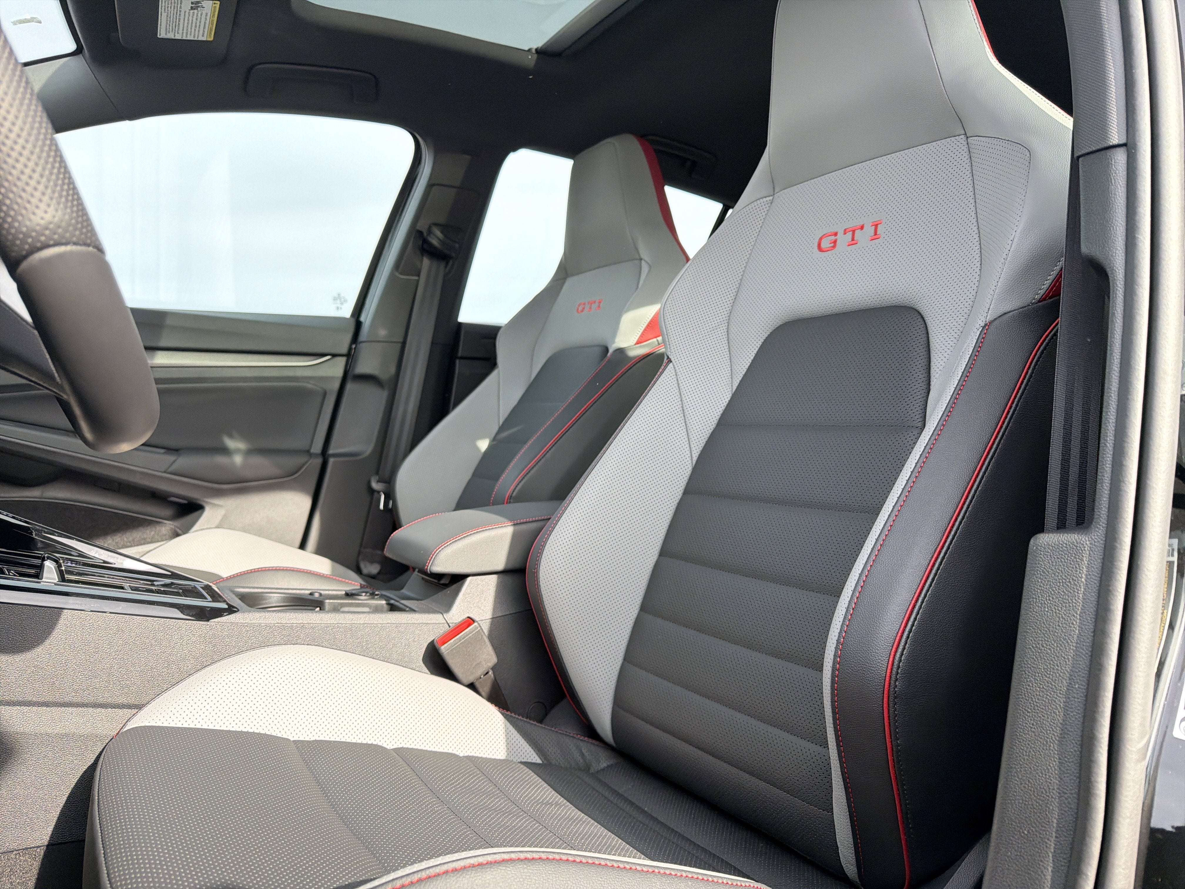 2026 Volkswagen Golf GTI 2.0T SE