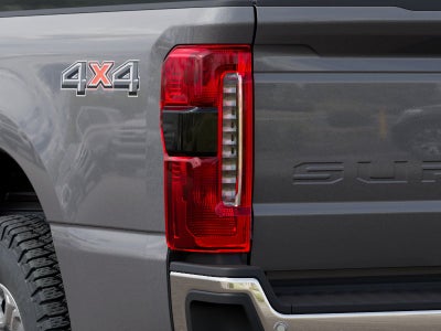 2027 Ford Super Duty F-250® XLT