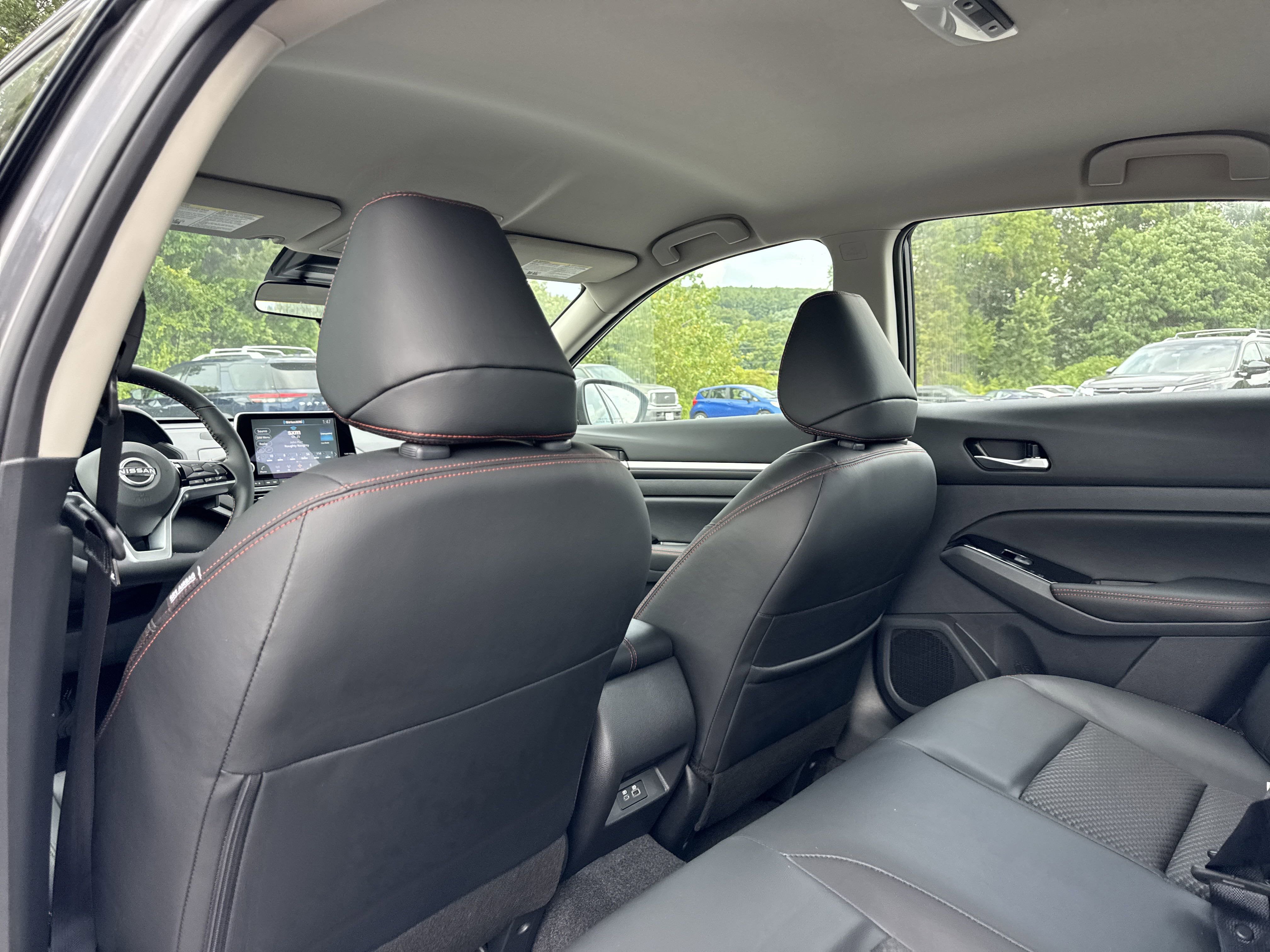 2025 Nissan Altima SR