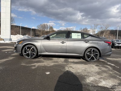 2025 Nissan Altima SR