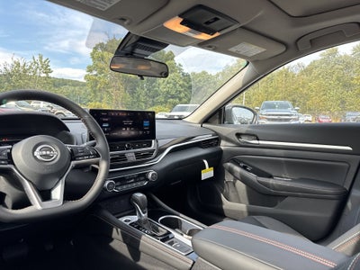 2025 Nissan Altima SR