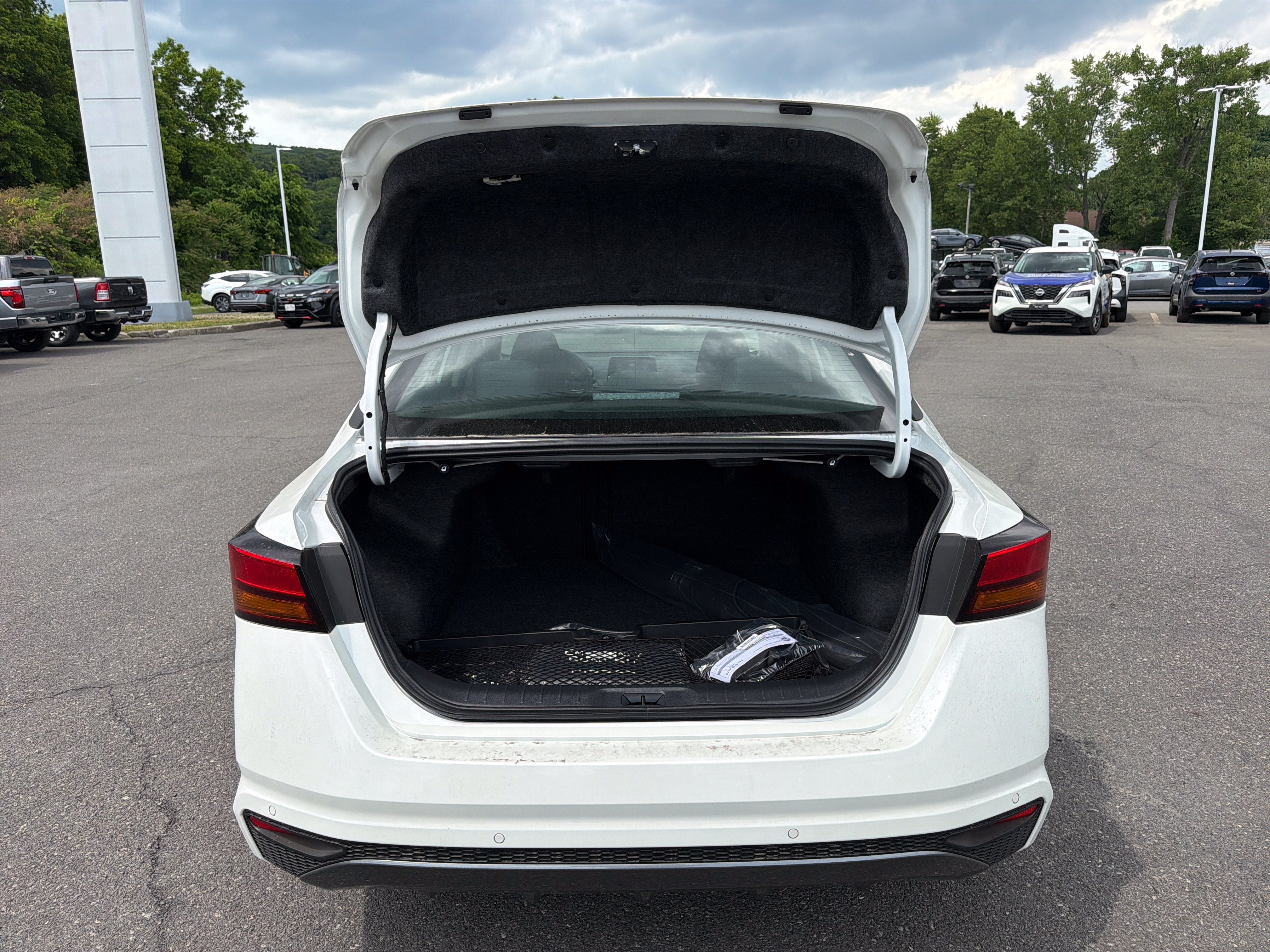 2026 Nissan Altima SV