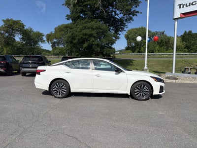 2026 Nissan Altima SV