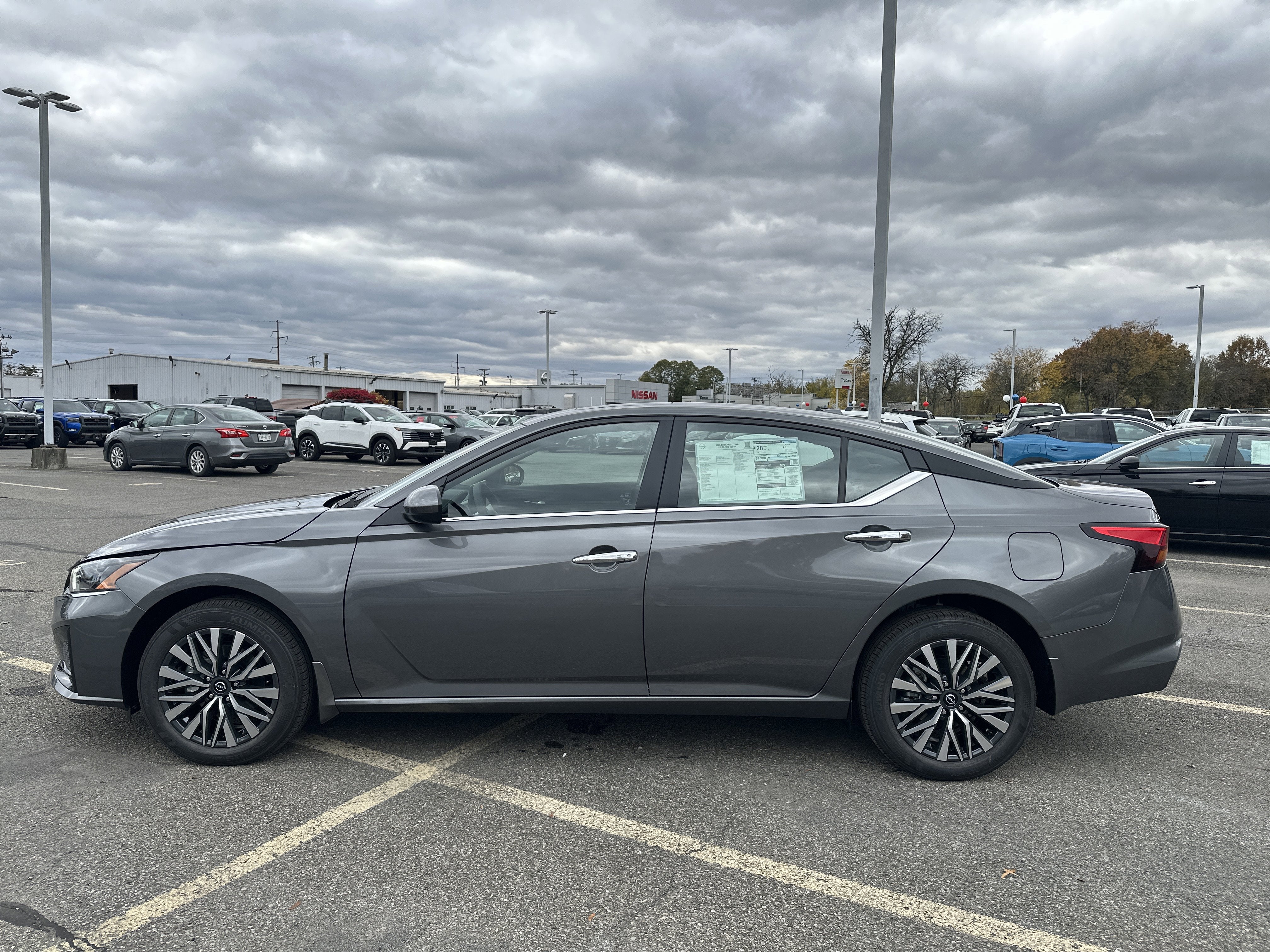 2025 Nissan Altima SV