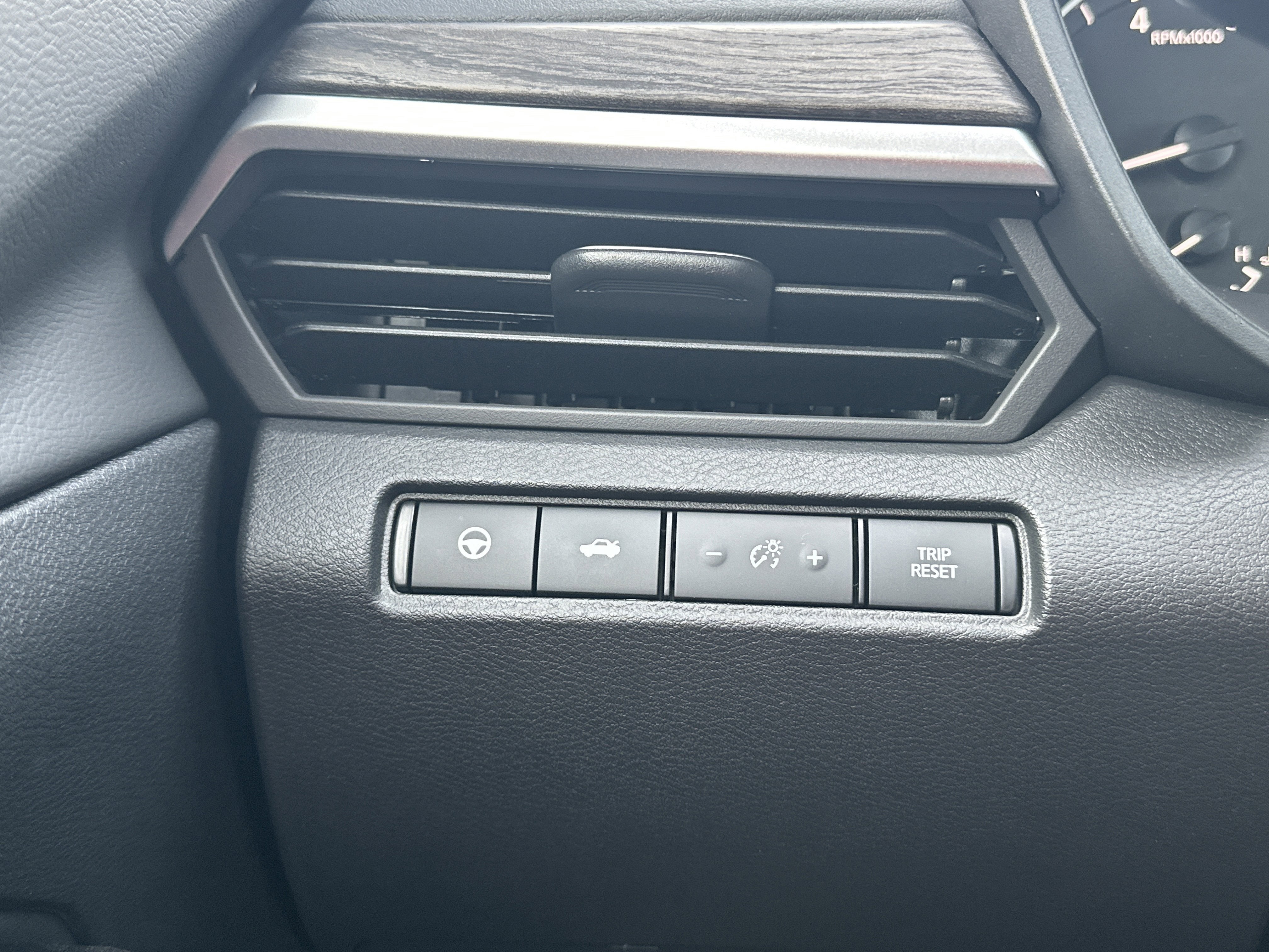 2025 Nissan Altima SL