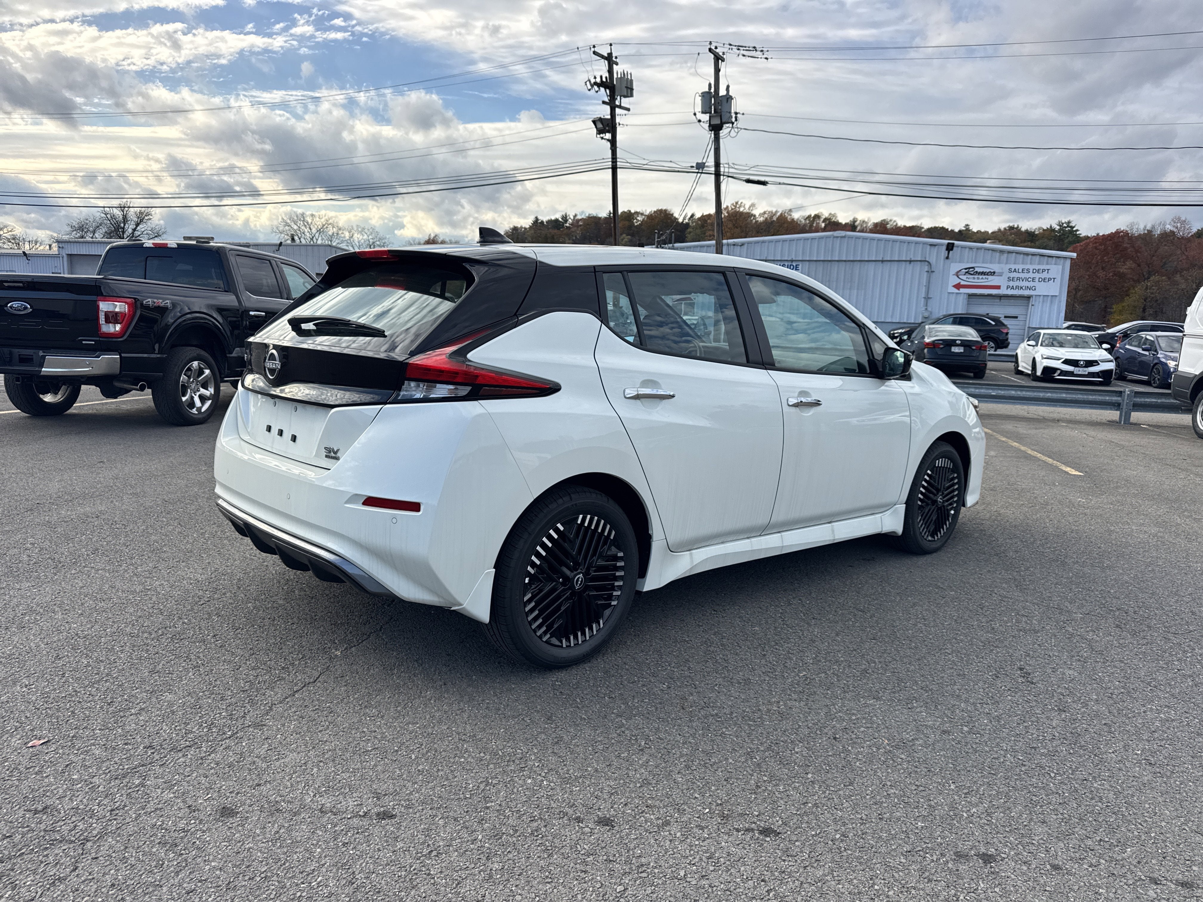 2025 Nissan LEAF SV PLUS