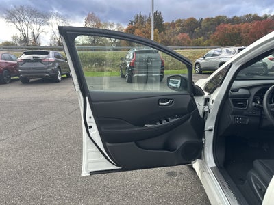 2025 Nissan LEAF SV PLUS