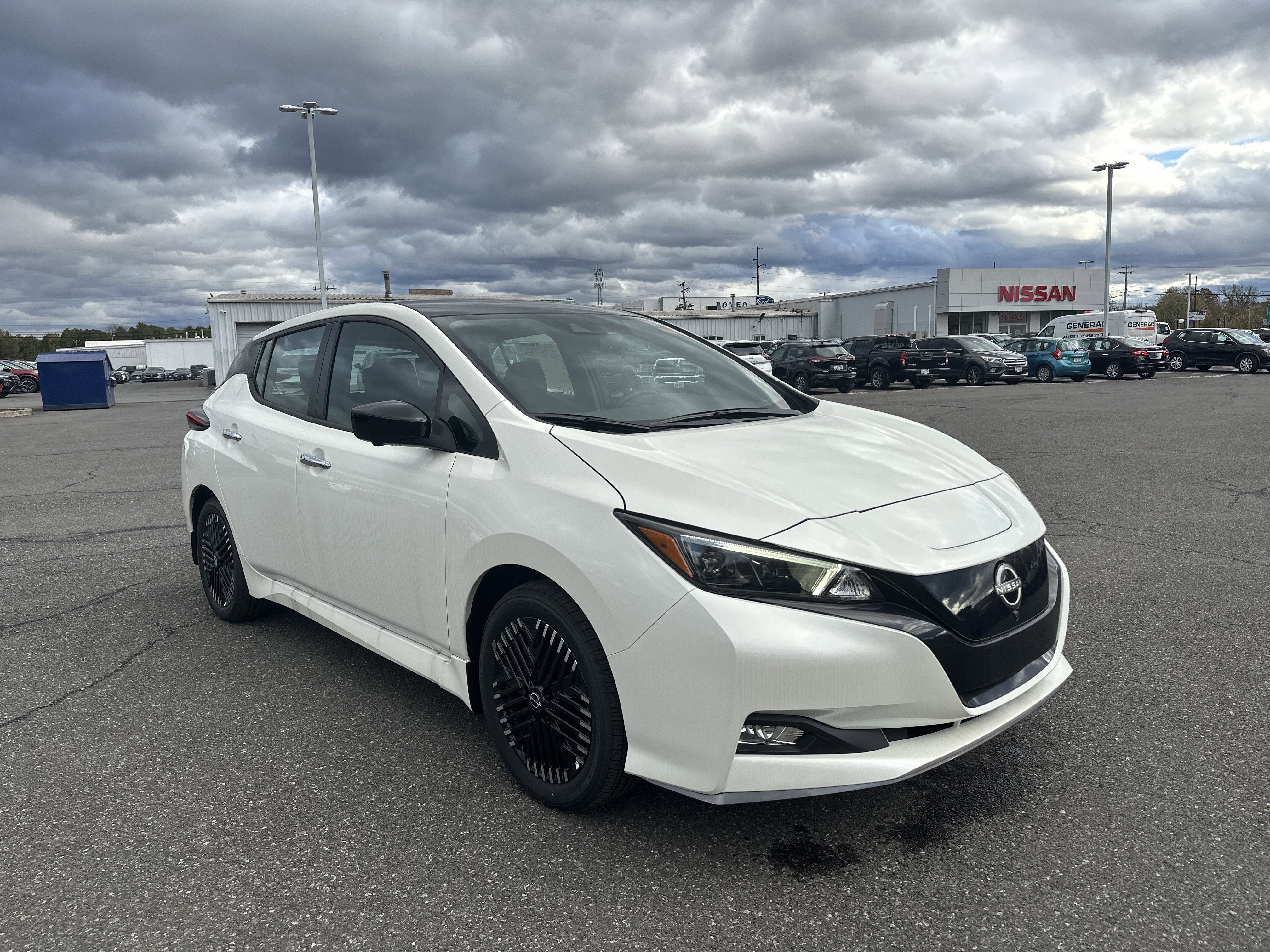 2025 Nissan LEAF SV PLUS