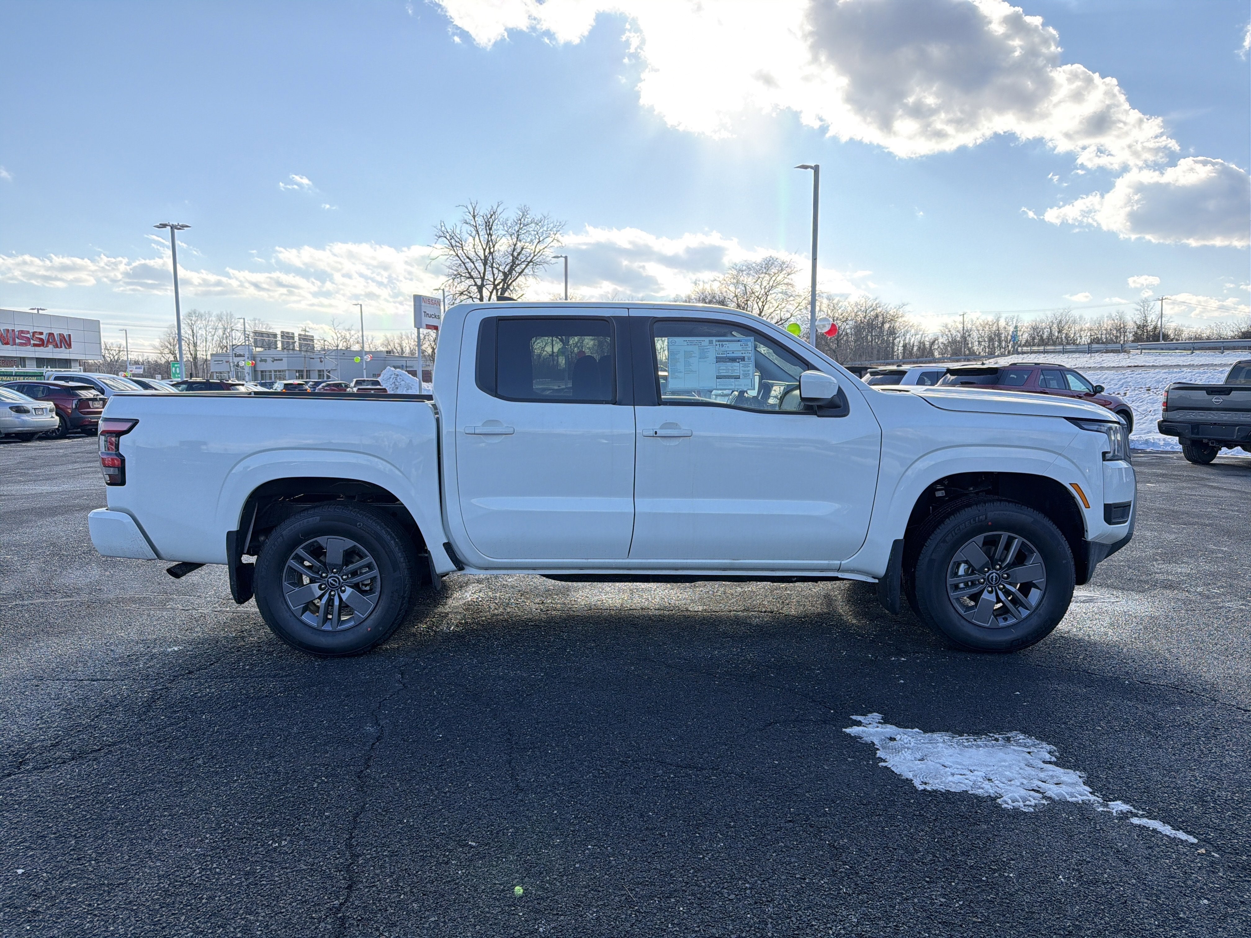 2026 Nissan Frontier SV