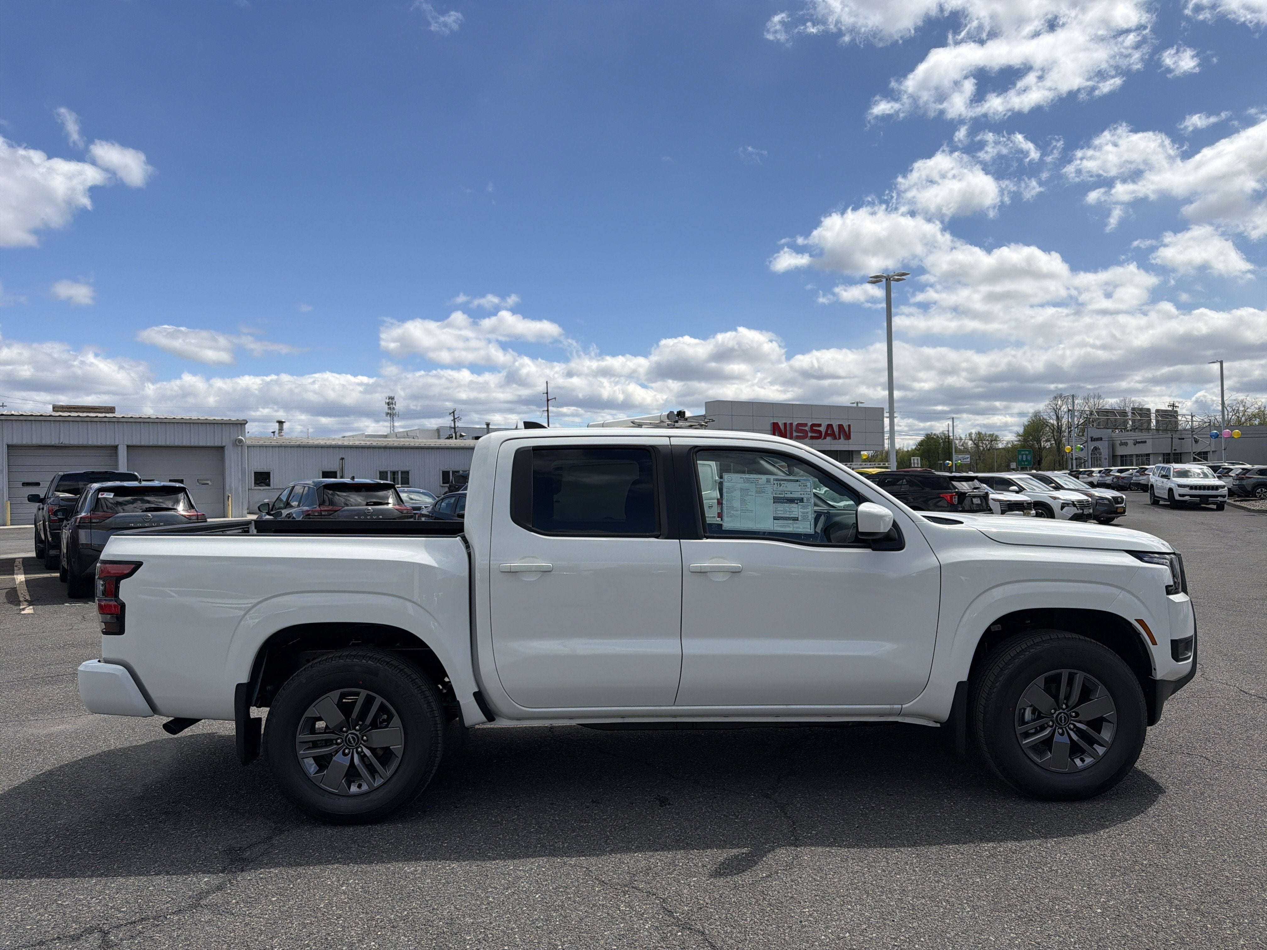 2026 Nissan Frontier SV