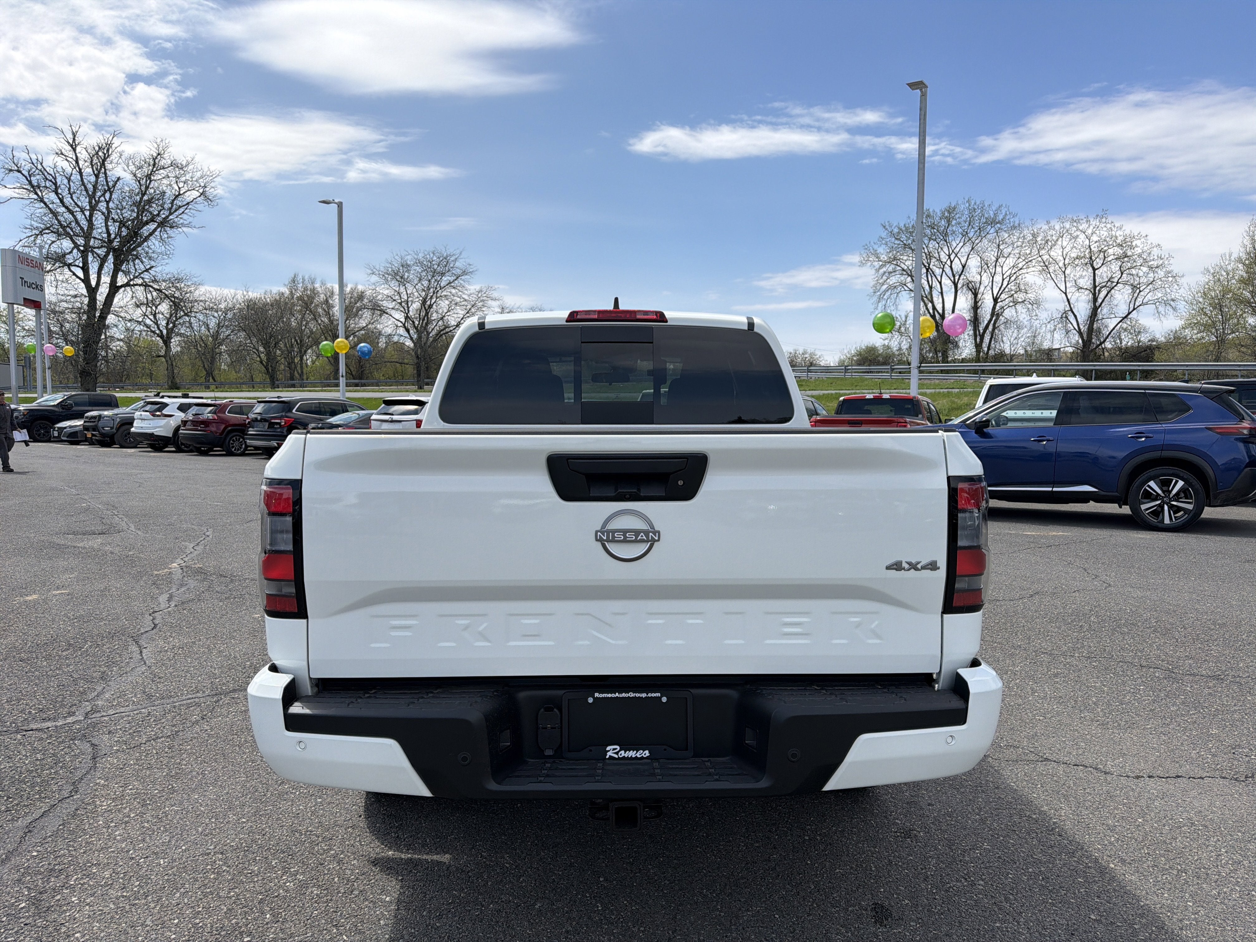 2026 Nissan Frontier SV