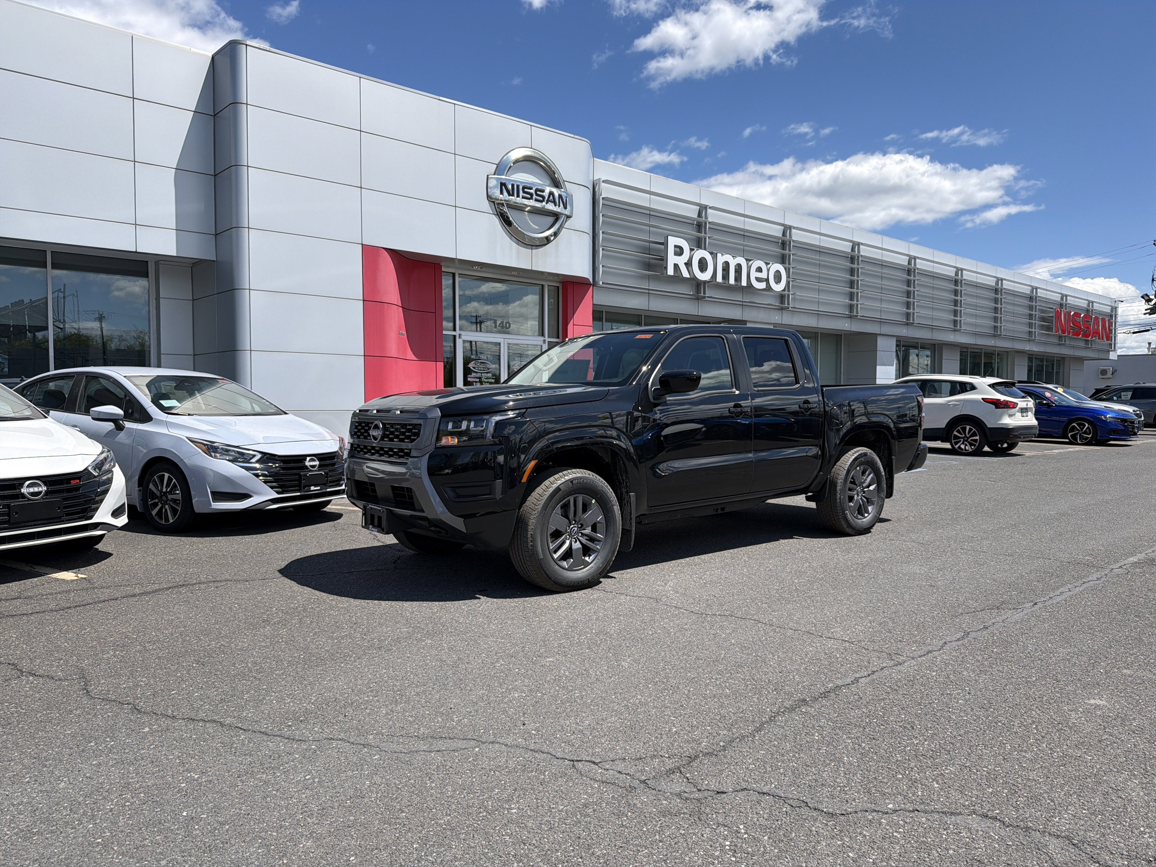 2026 Nissan Frontier SV