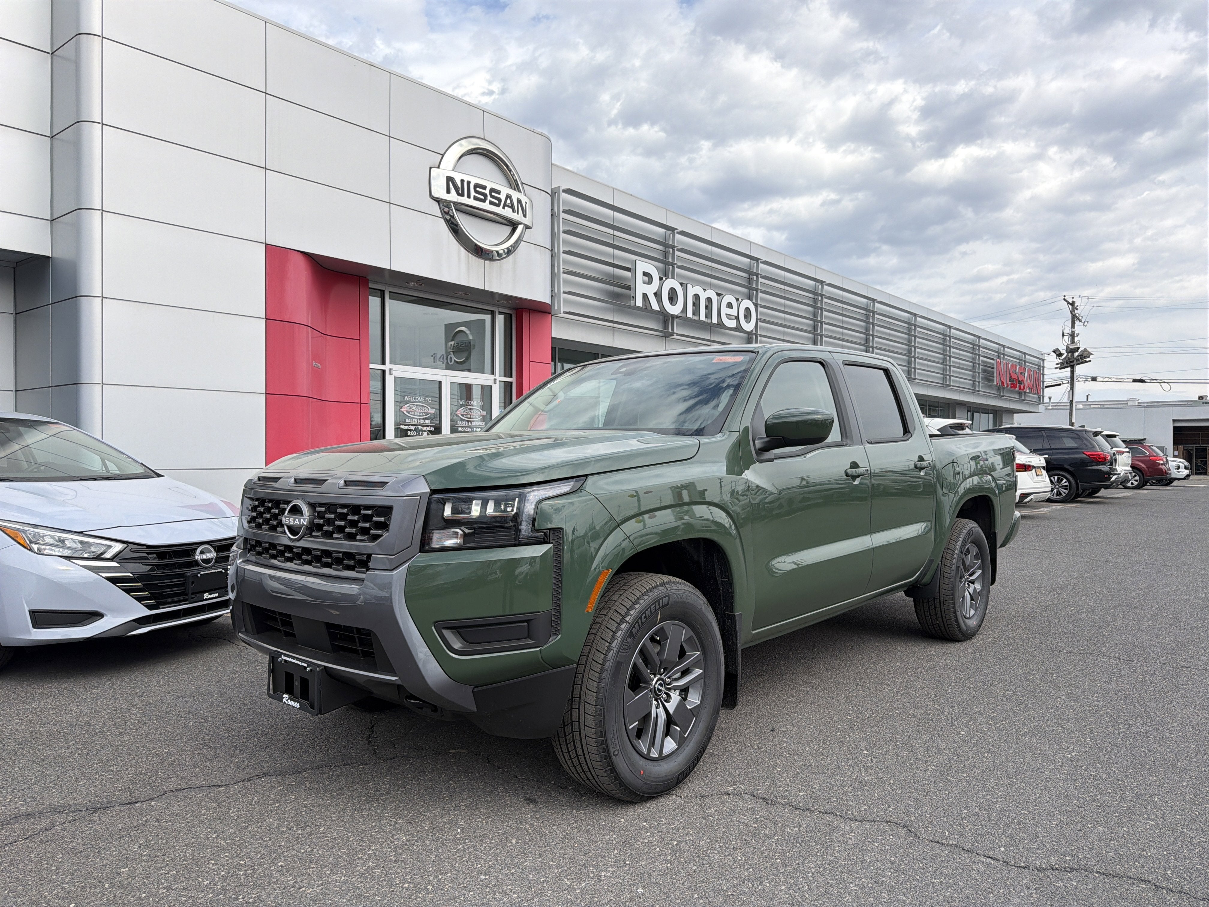 2026 Nissan Frontier SV
