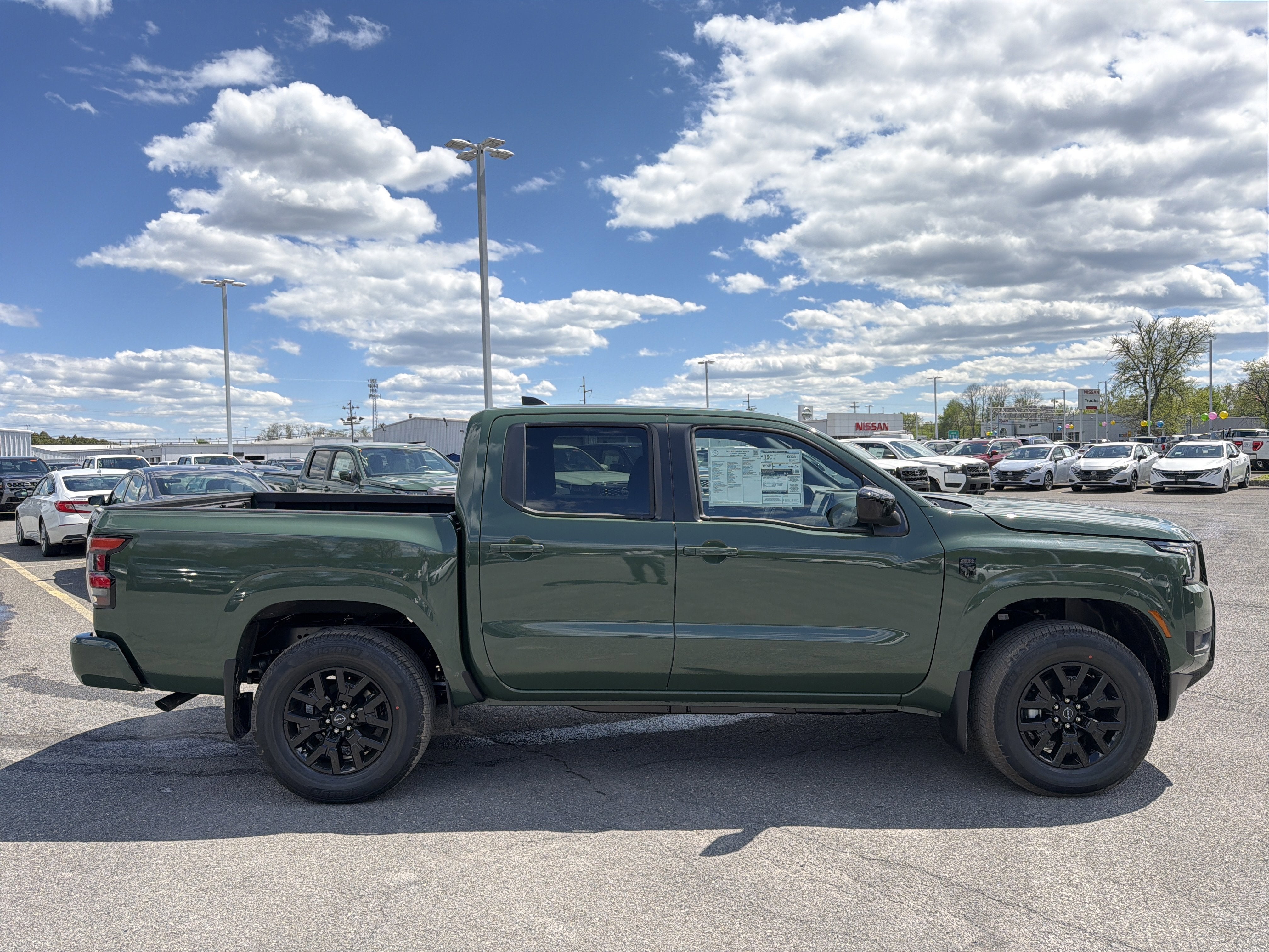 2026 Nissan Frontier SV