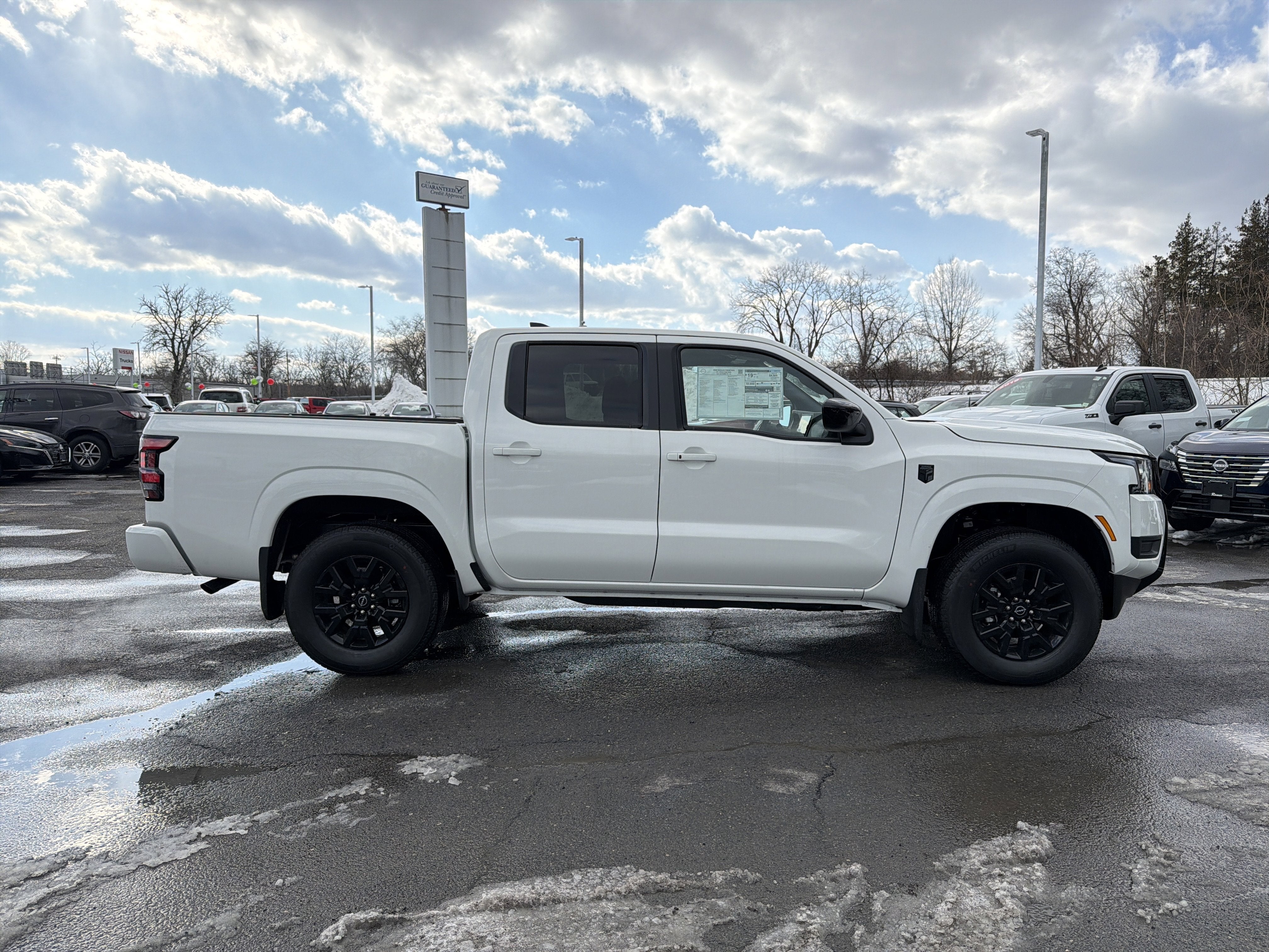 2026 Nissan Frontier SV