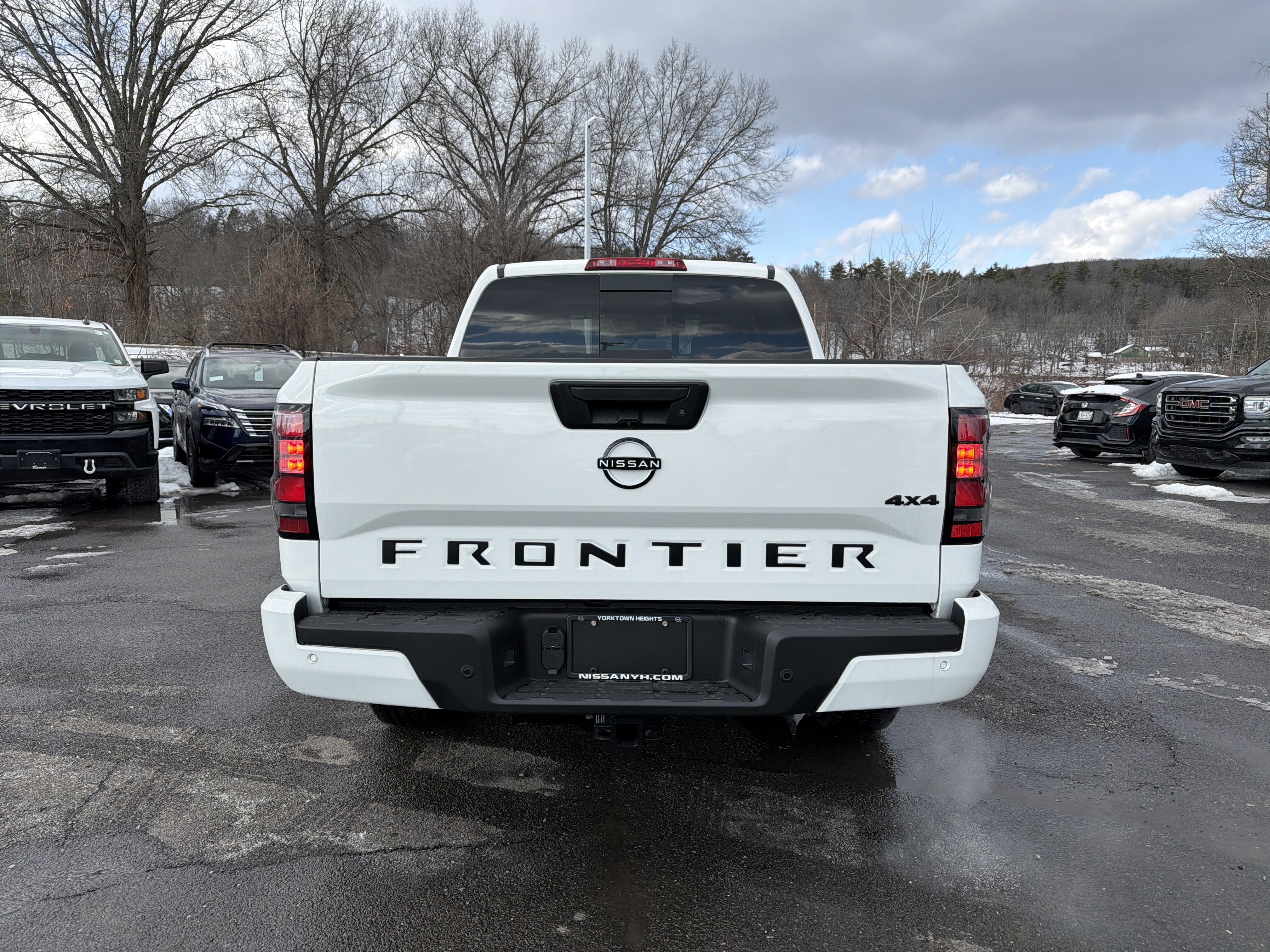 2026 Nissan Frontier SV