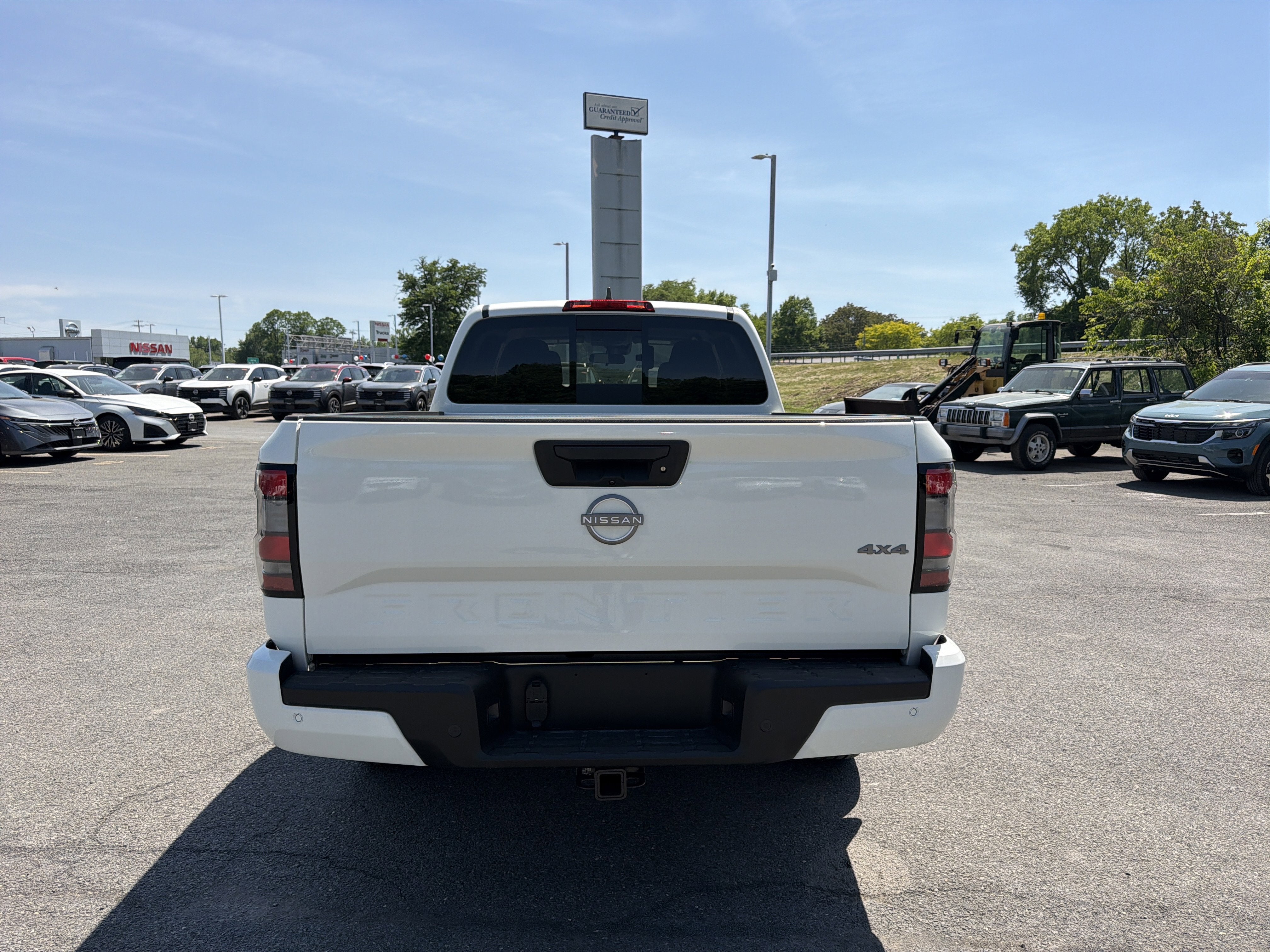 2026 Nissan Frontier SV